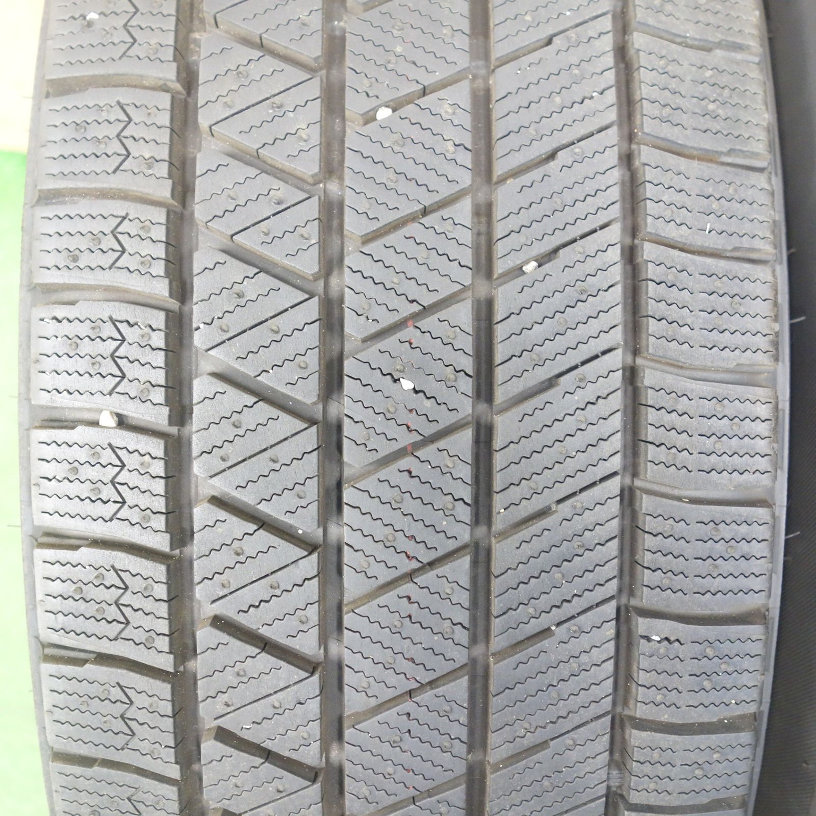 バリ溝！22年！キレイ！ほぼ10分☆Lehrmeister LF-FORCE 235/60R18 