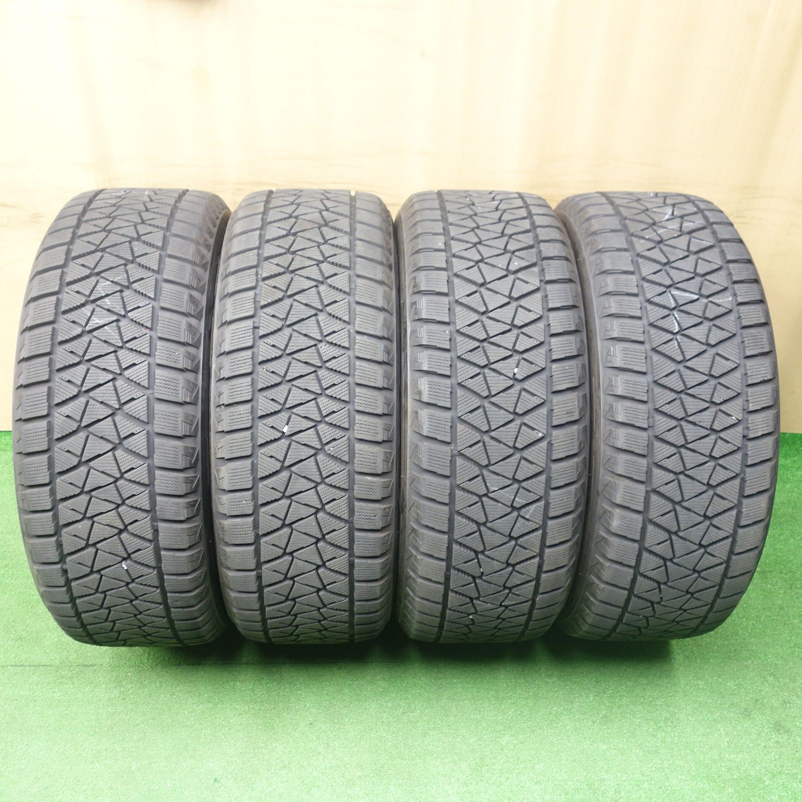 バリ溝！キレイ！9分☆アウディ Q7 Q8 MAK HIGHLANDS 255/55R19 