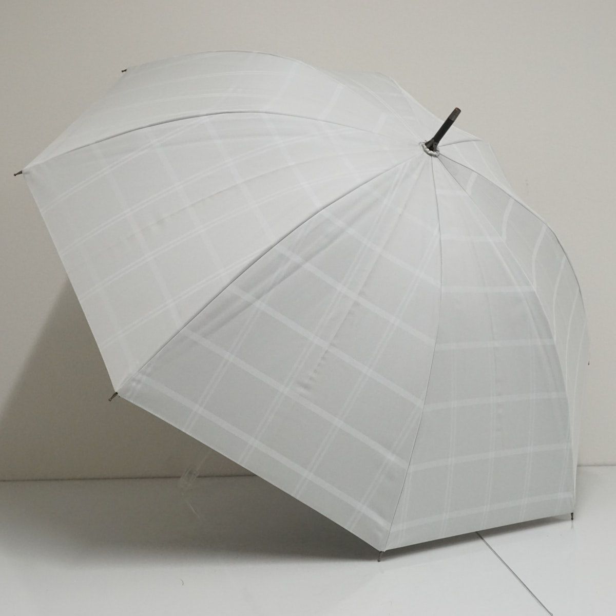 日傘 サンバリア100 完全遮光日傘 USED品 チェック ホワイト Mサイズ