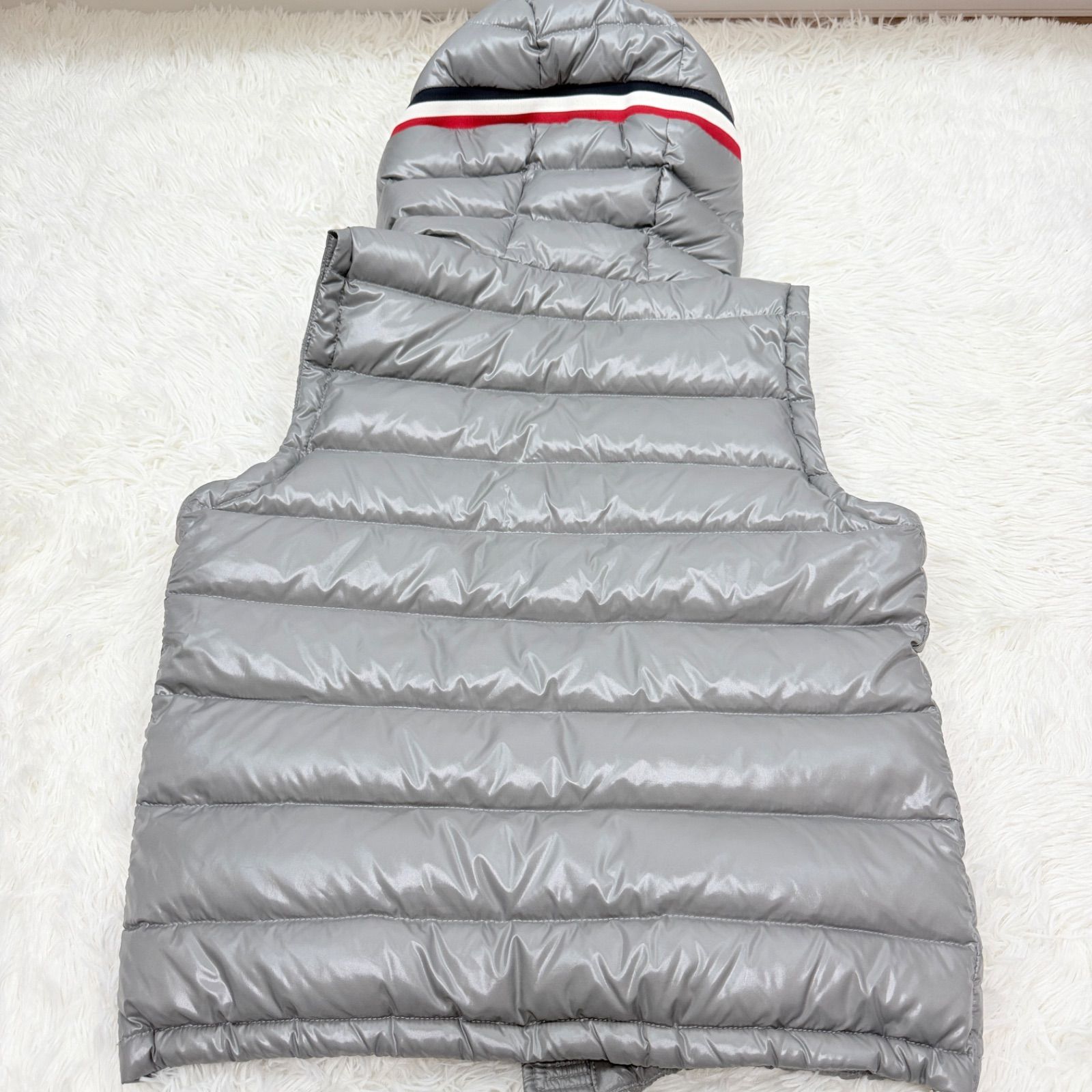MONCLER モンクレール ダウンベスト サイズ1 グレー 768 - メルカリ