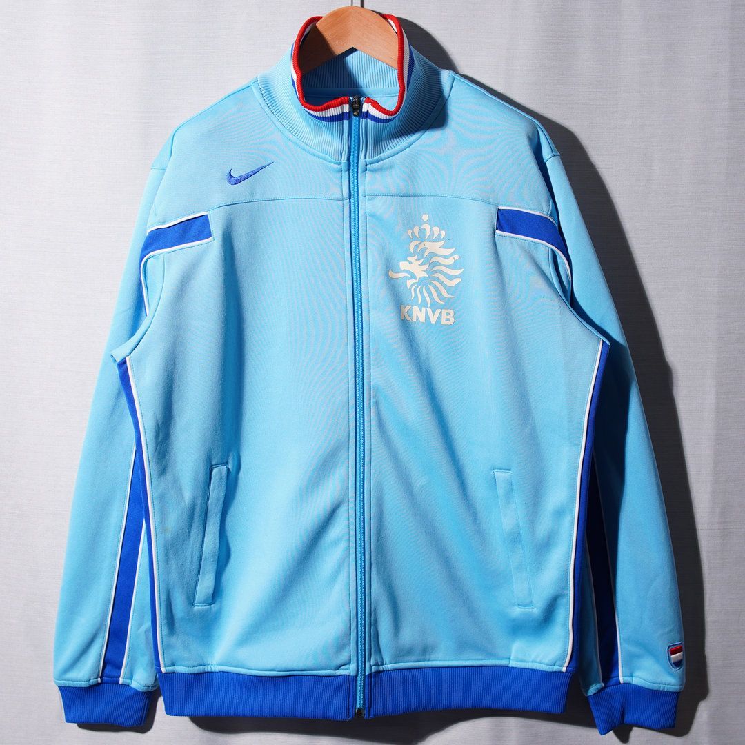 ま*ん様 NIKE KNVB オランダ代表 ジャージ トラックジャケット L ナイキ NIKE オランダ 代表 KNVB トラックジャケット M 大きめ ライト