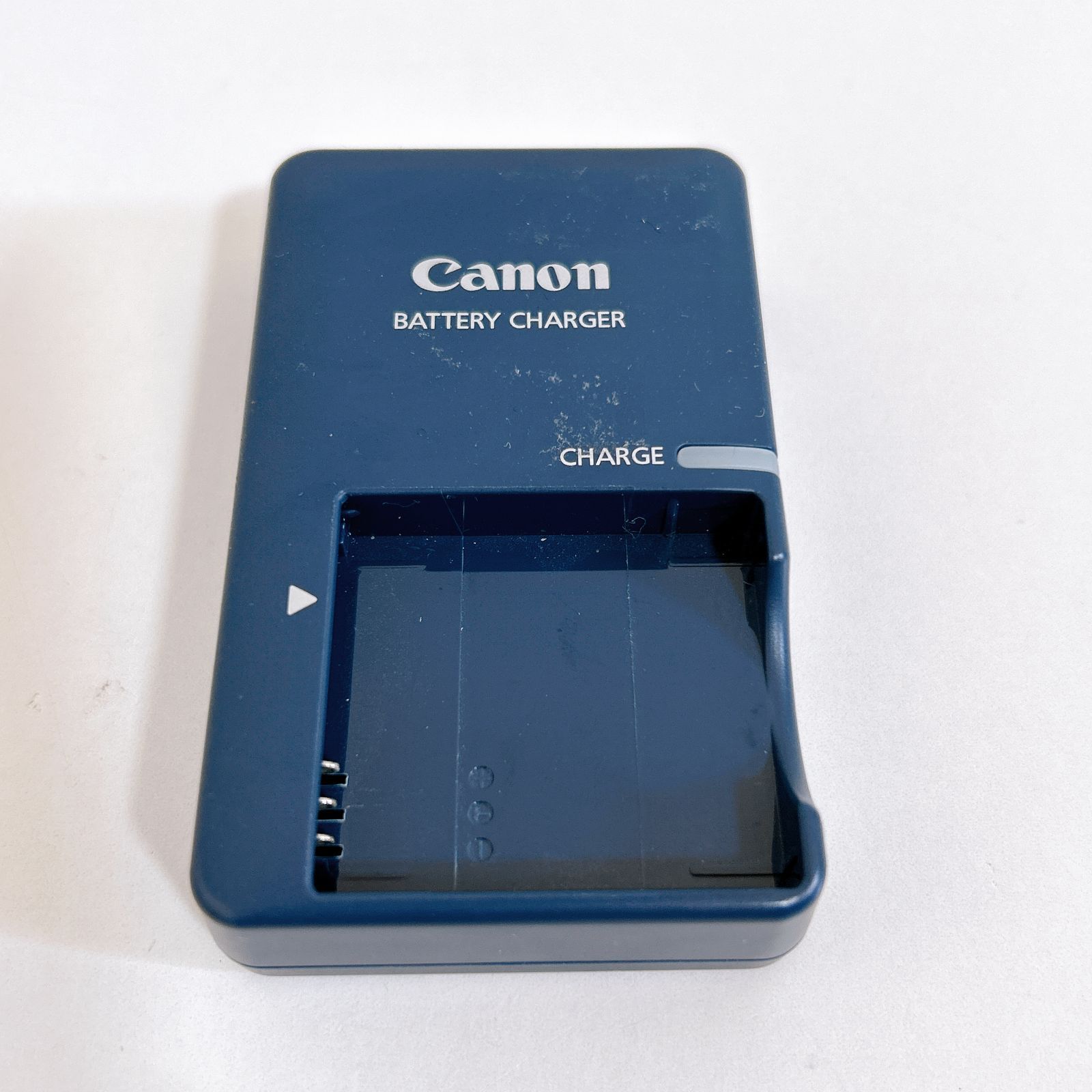 Canon IXY 610F カメラ コンデジ シルバー ジャンク SDカードなし 