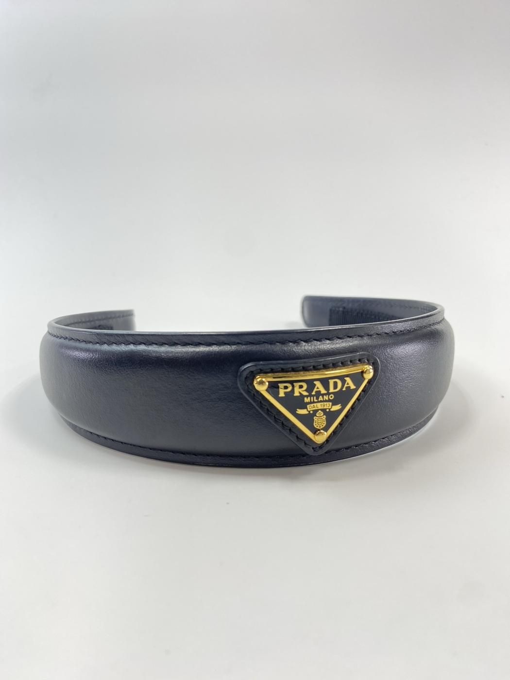 PRADA プラダ ロゴ カチューシャ ヘアバンド ブラック 管理番号：11027
