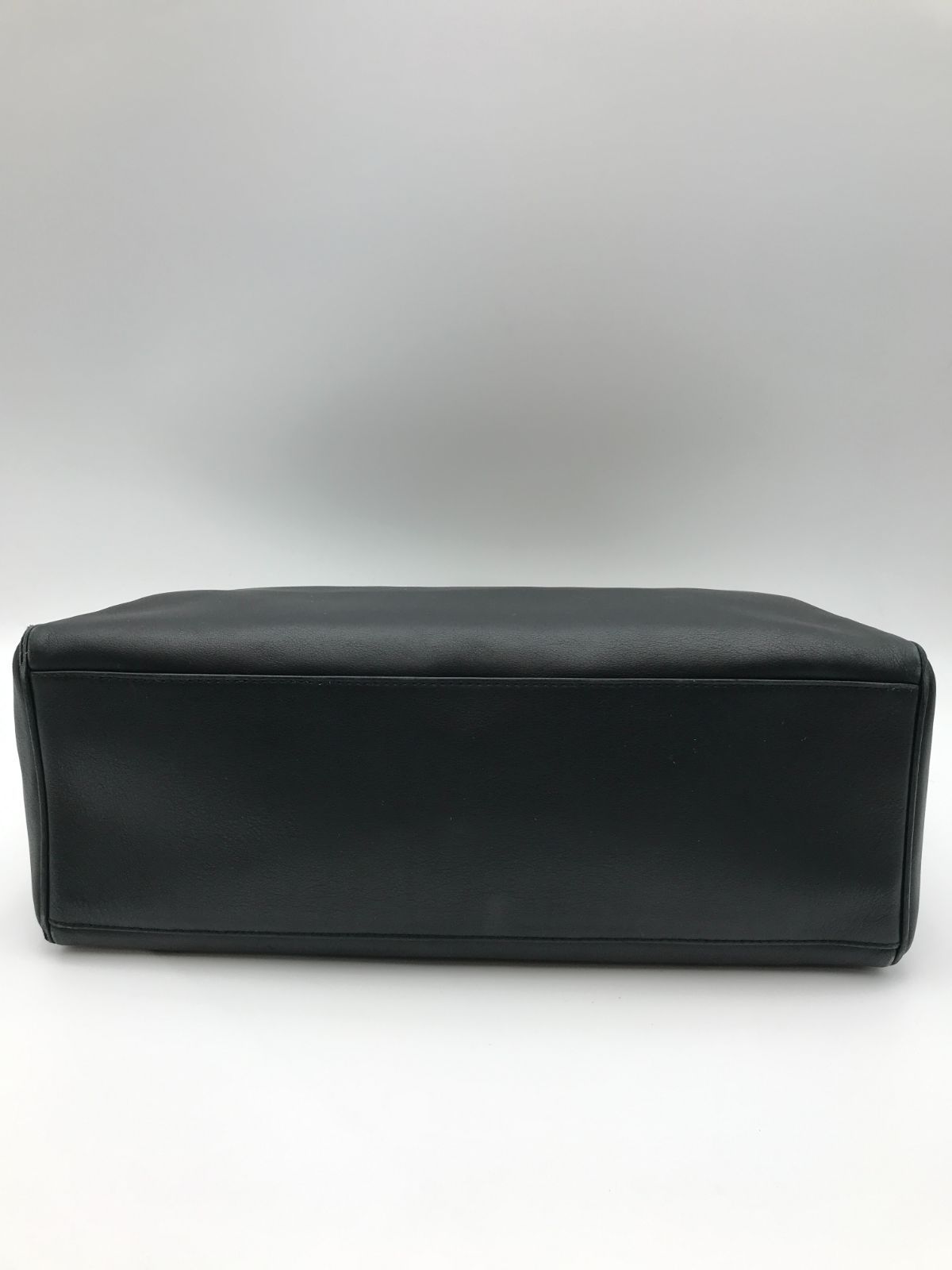 Salvatore Ferragamo フェラガモ トートバッグ ヴァラチェーン
