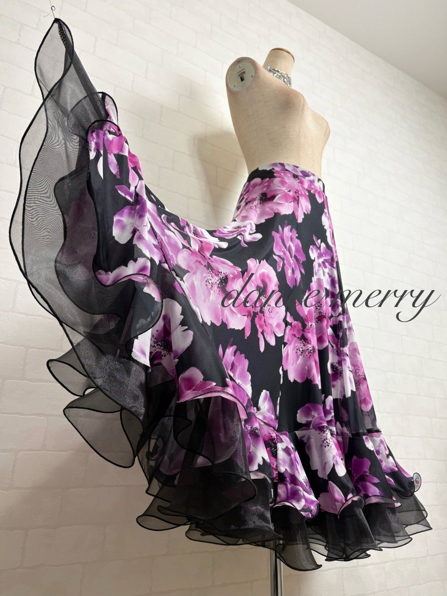 ☆送料無料☆新品 豪華 社交ダンス スカート 黒 ピンク タンゴ