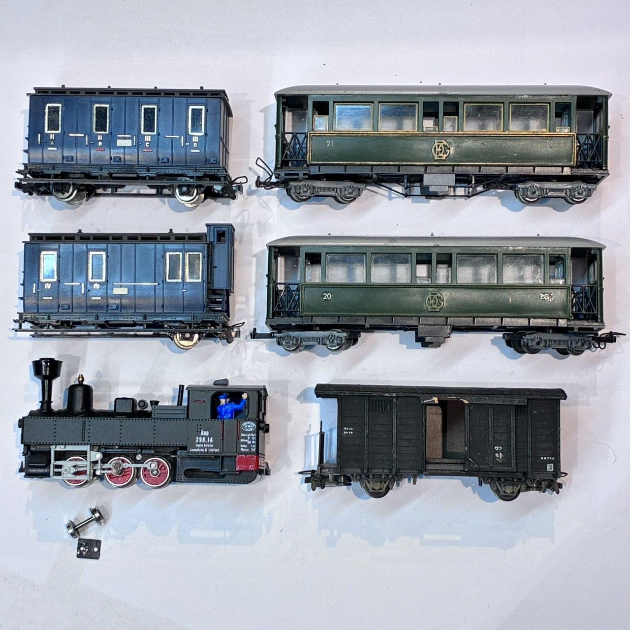 Nゲージ中古品ジャンクの蒸気機関車車両を再生させる鉄道模型 蒸気