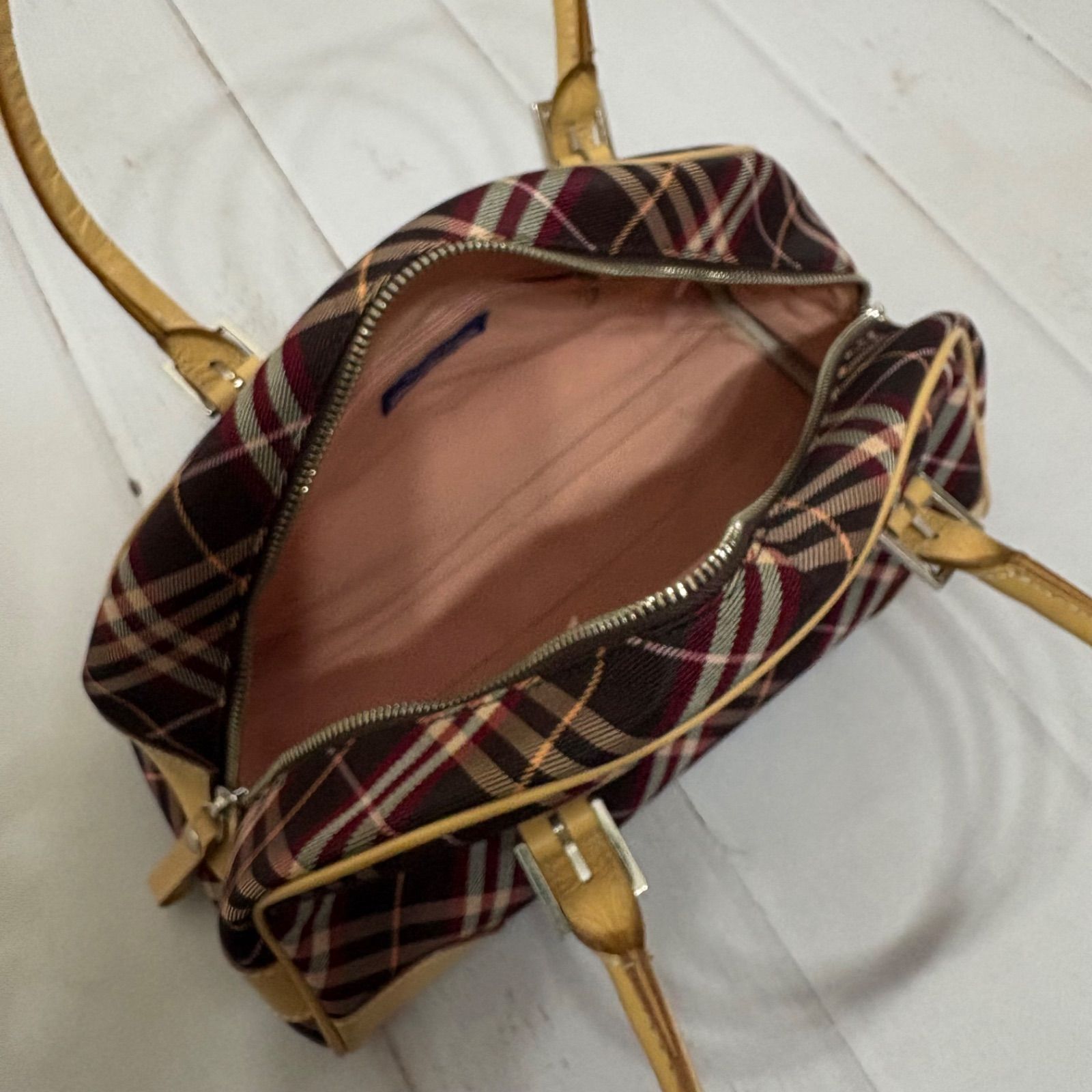 極美品 BURBERRY BLUE LABEL ハートチャーム ミニボストン