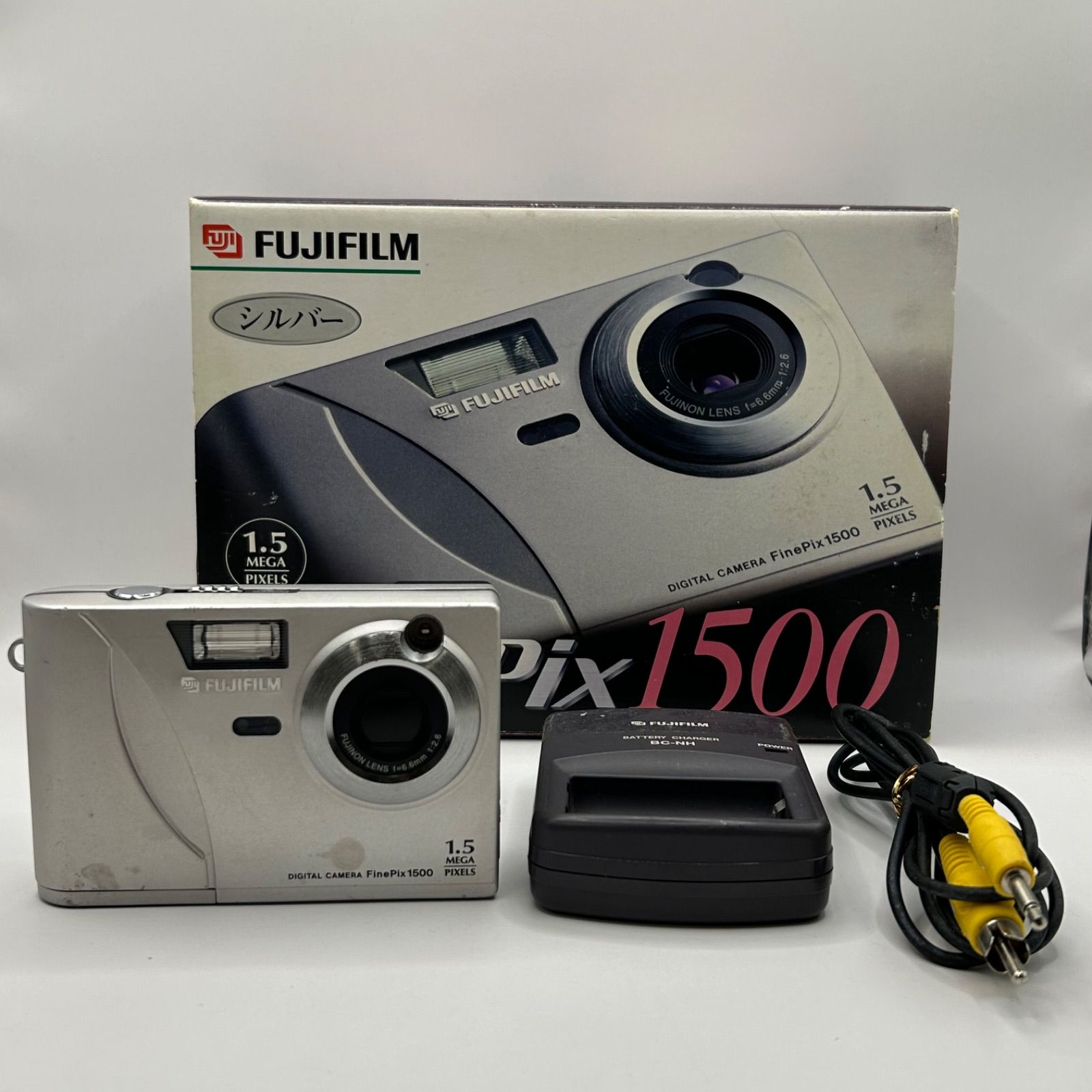 FUJIFILM Finepix 1500 デジタルカメラ 売り切り 0 FinePix - old blue 