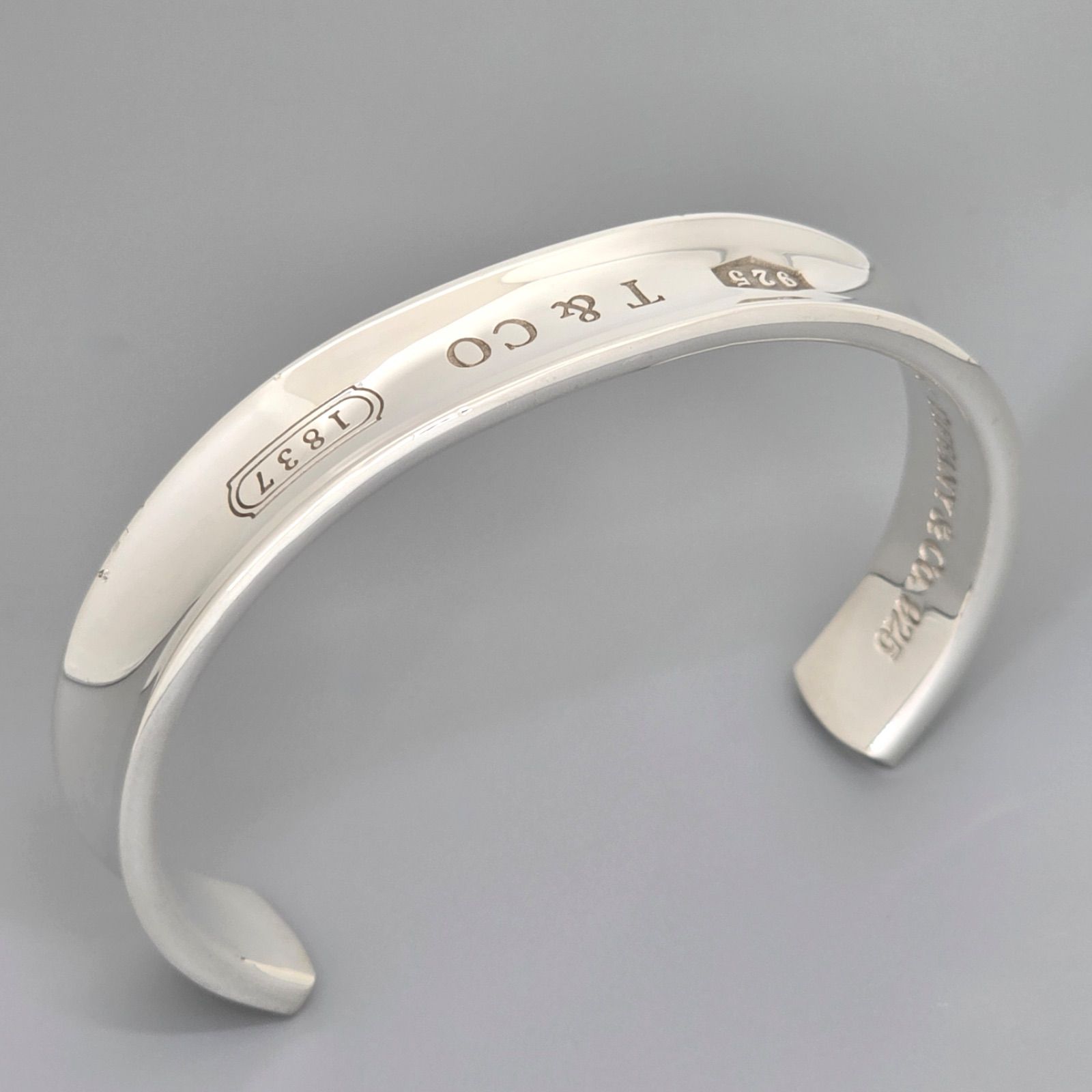 TIFFANY&CO. ティファニー 1837 ワイド カフ バングル ブレスレット 腕
