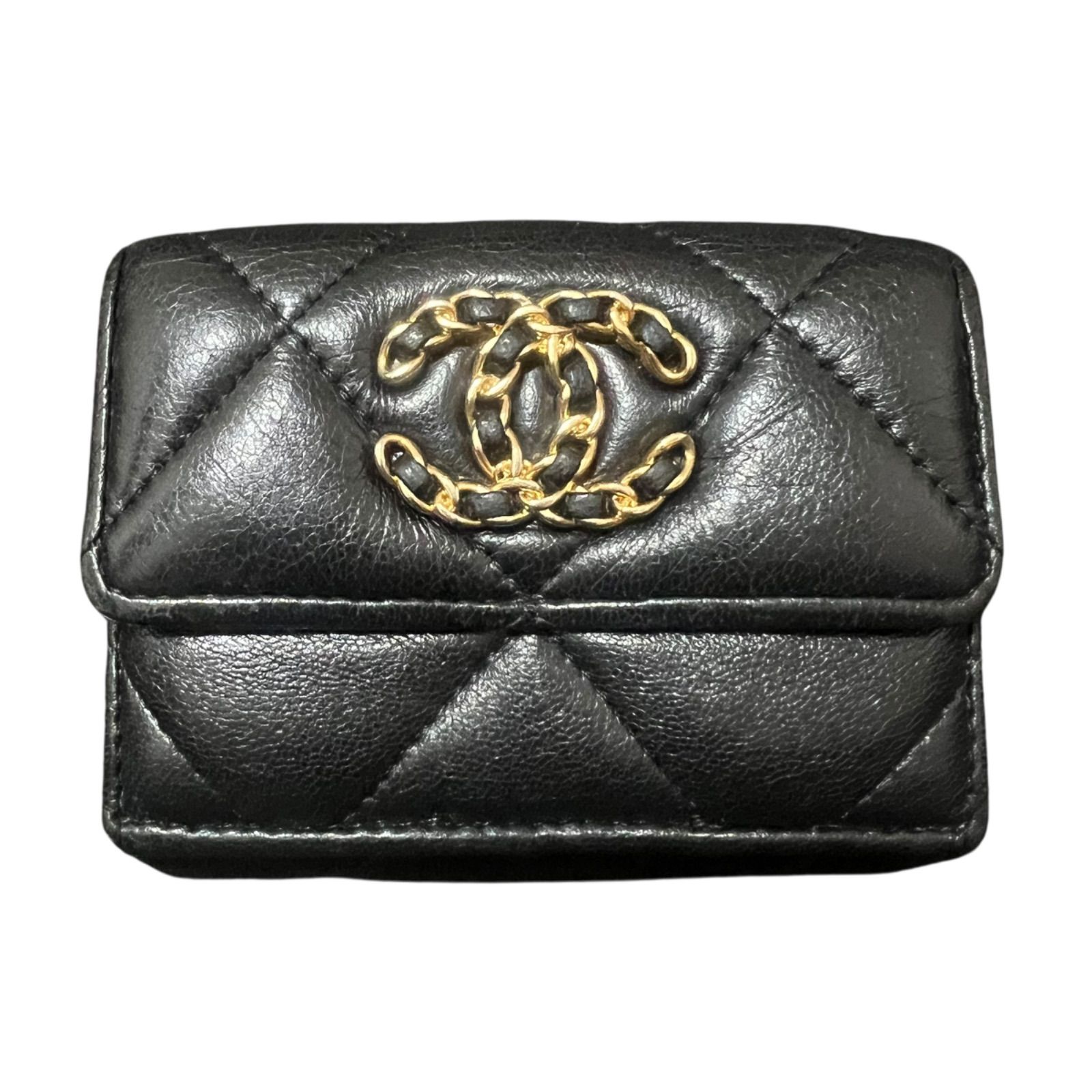 ⭐️美品 30番台⭐️CHANEL 19 三つ折り 財布 ディズヌフ マトラッセ CHANEL シャネル 19 ディズヌフ マトラッセ 三つ折り財布 ミニ財布 黒