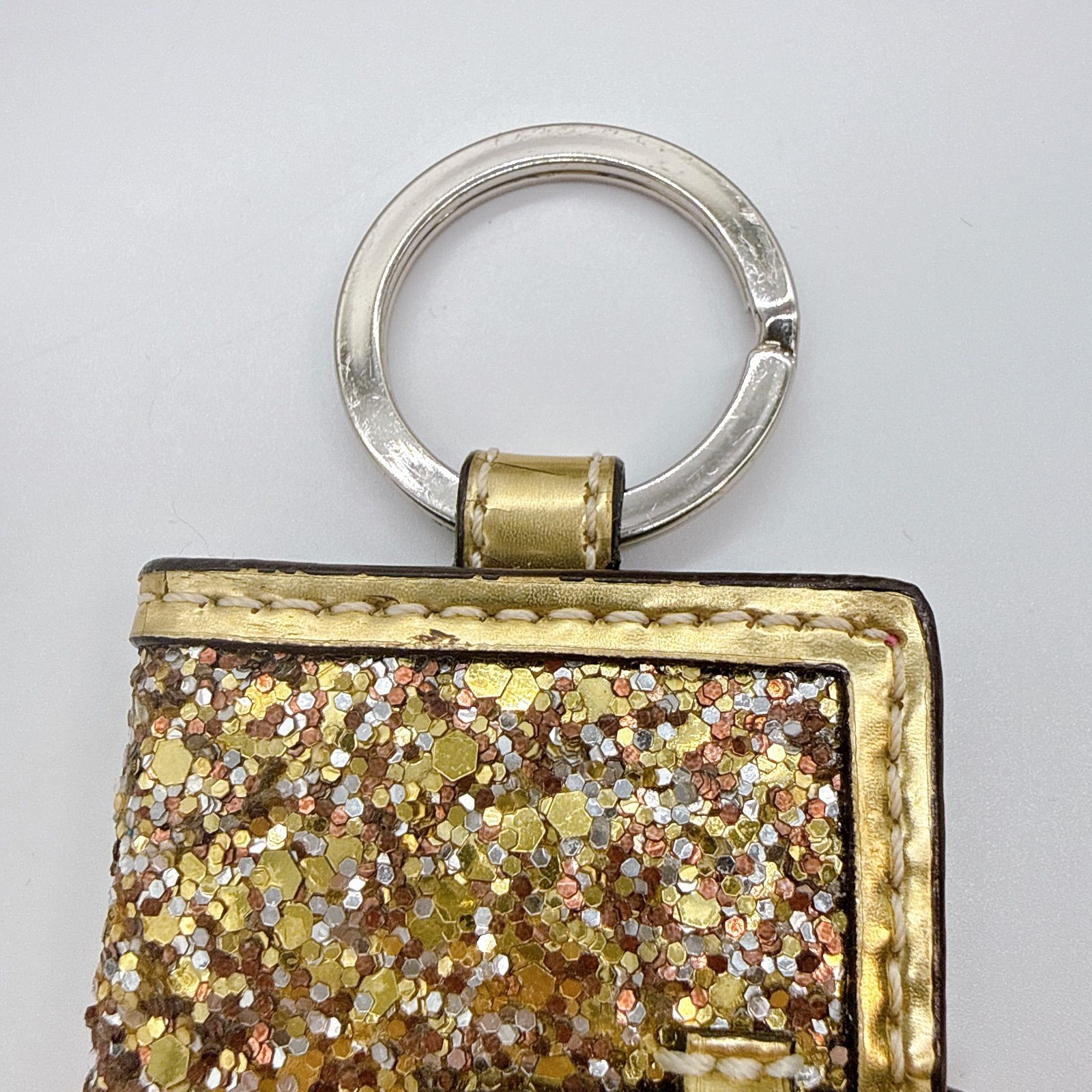 極美品○ COACH コーチ チャーム キーホルダー ハート 本 ブック型