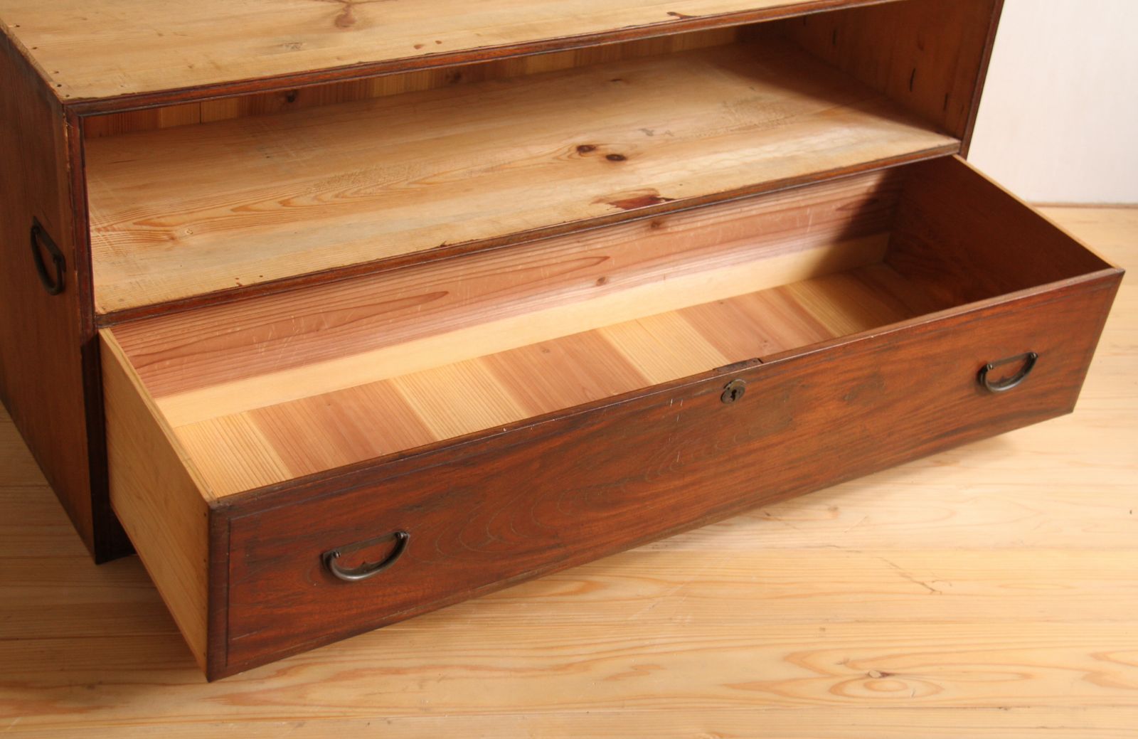 ローボード 収納棚 棚 無垢材 引き出し 古道具 古家具 ビンテージ