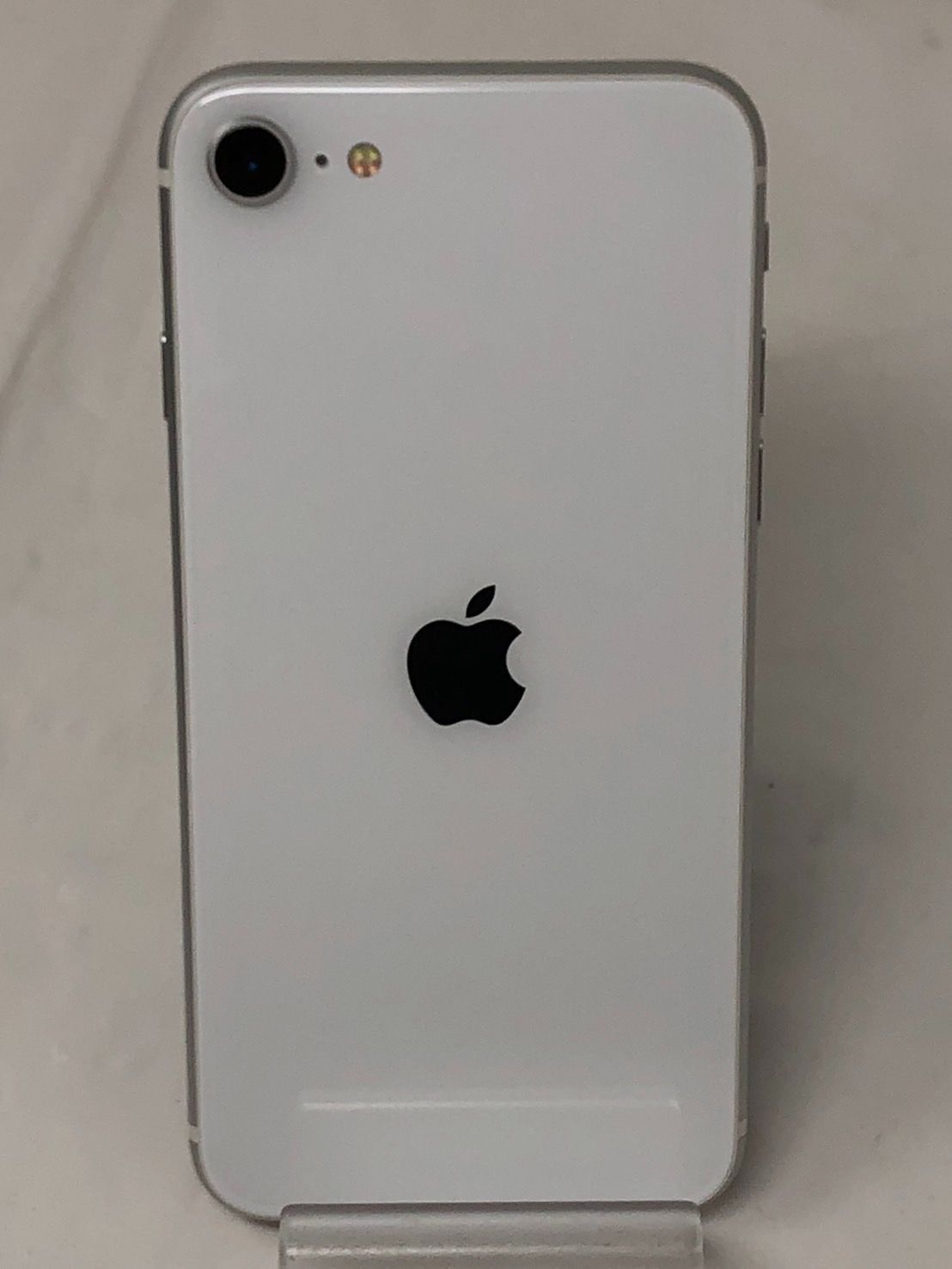 ◇iPhone SE（第2世代） 64GB ホワイト docomo MX9T2J/A 中古◇20502