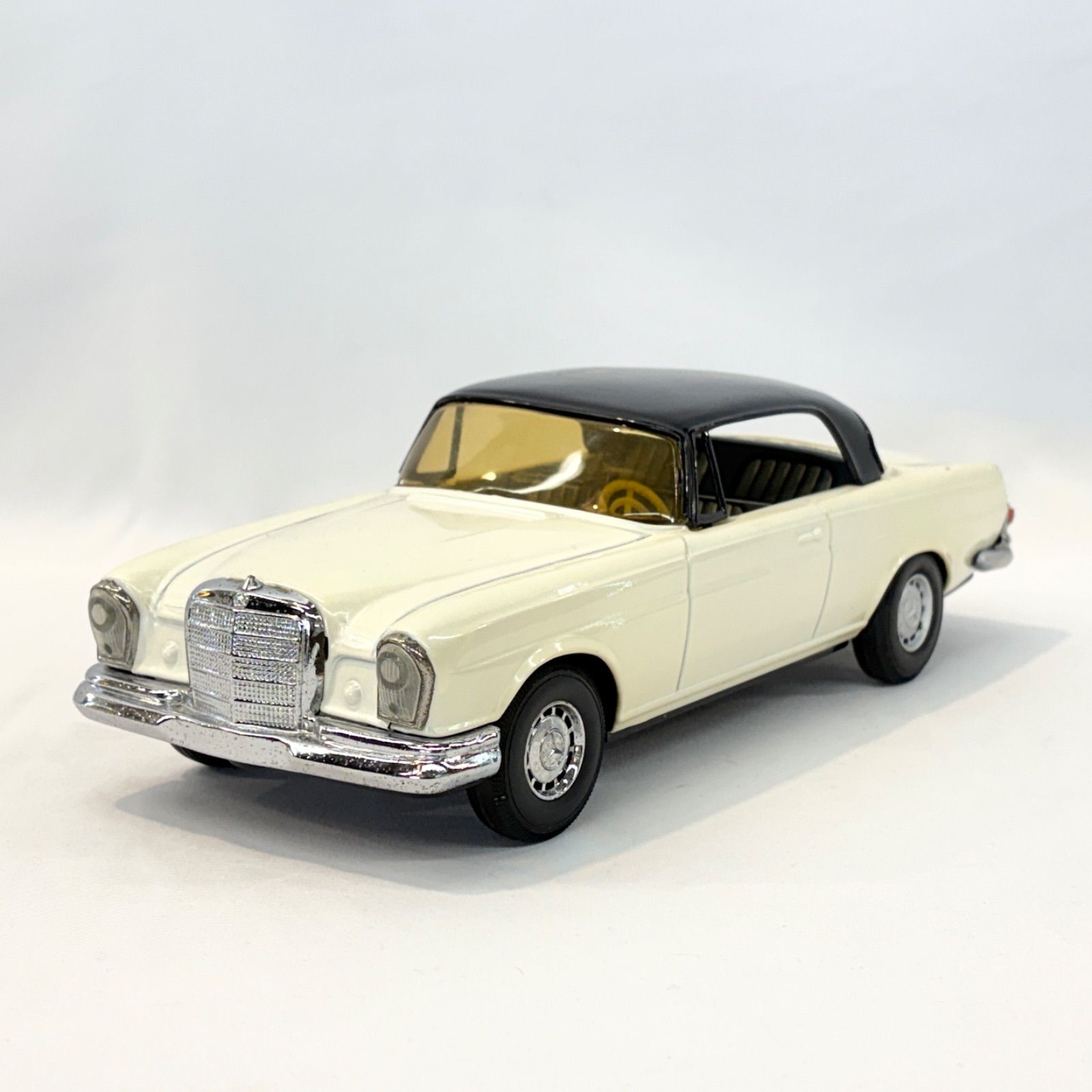 ブリキ メルセデスベンツ250SEクーペ イチコー ICHIKO - メルカリ