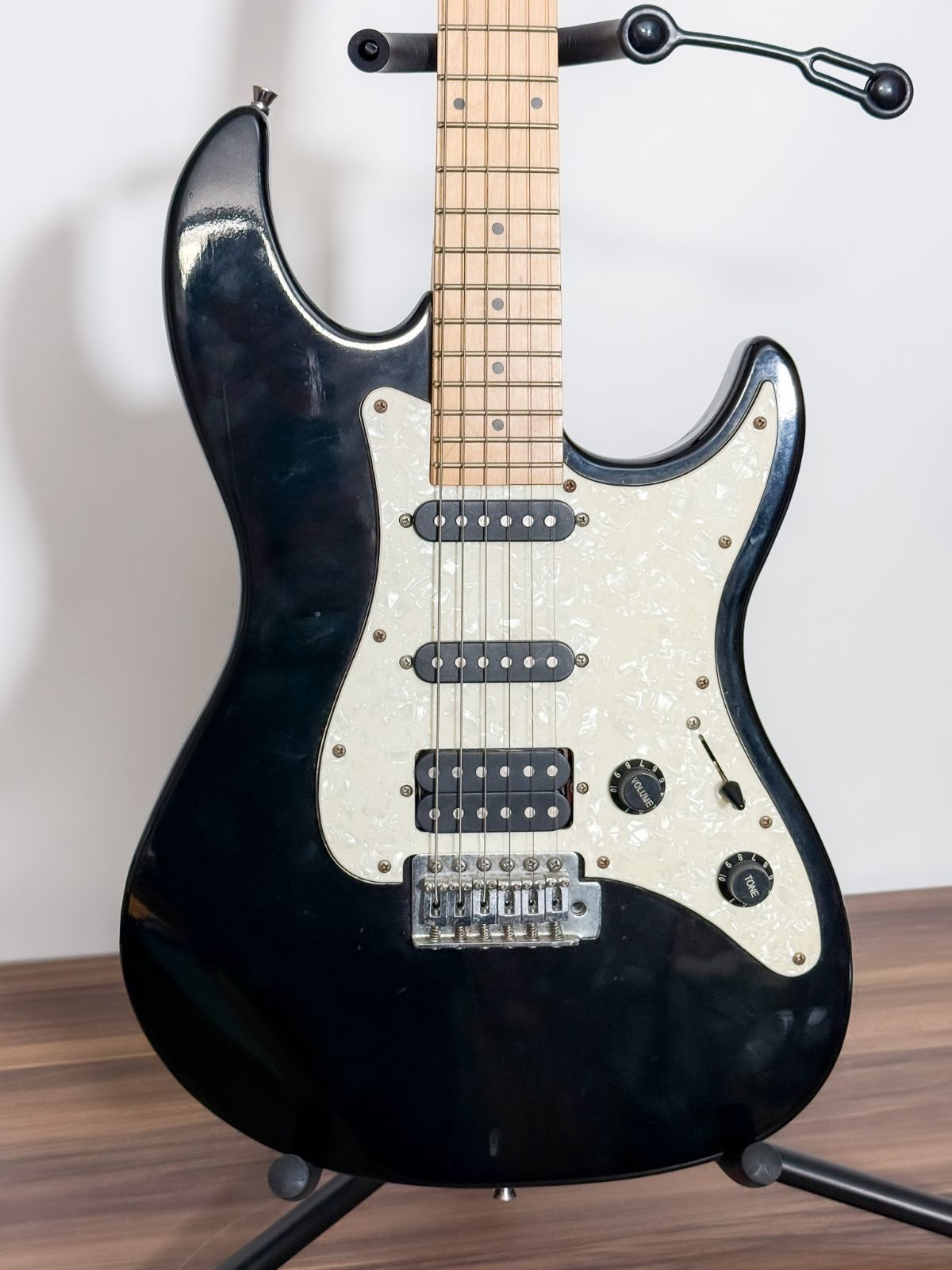 Elioth Revolution S303 ストラトタイプ - メルカリ