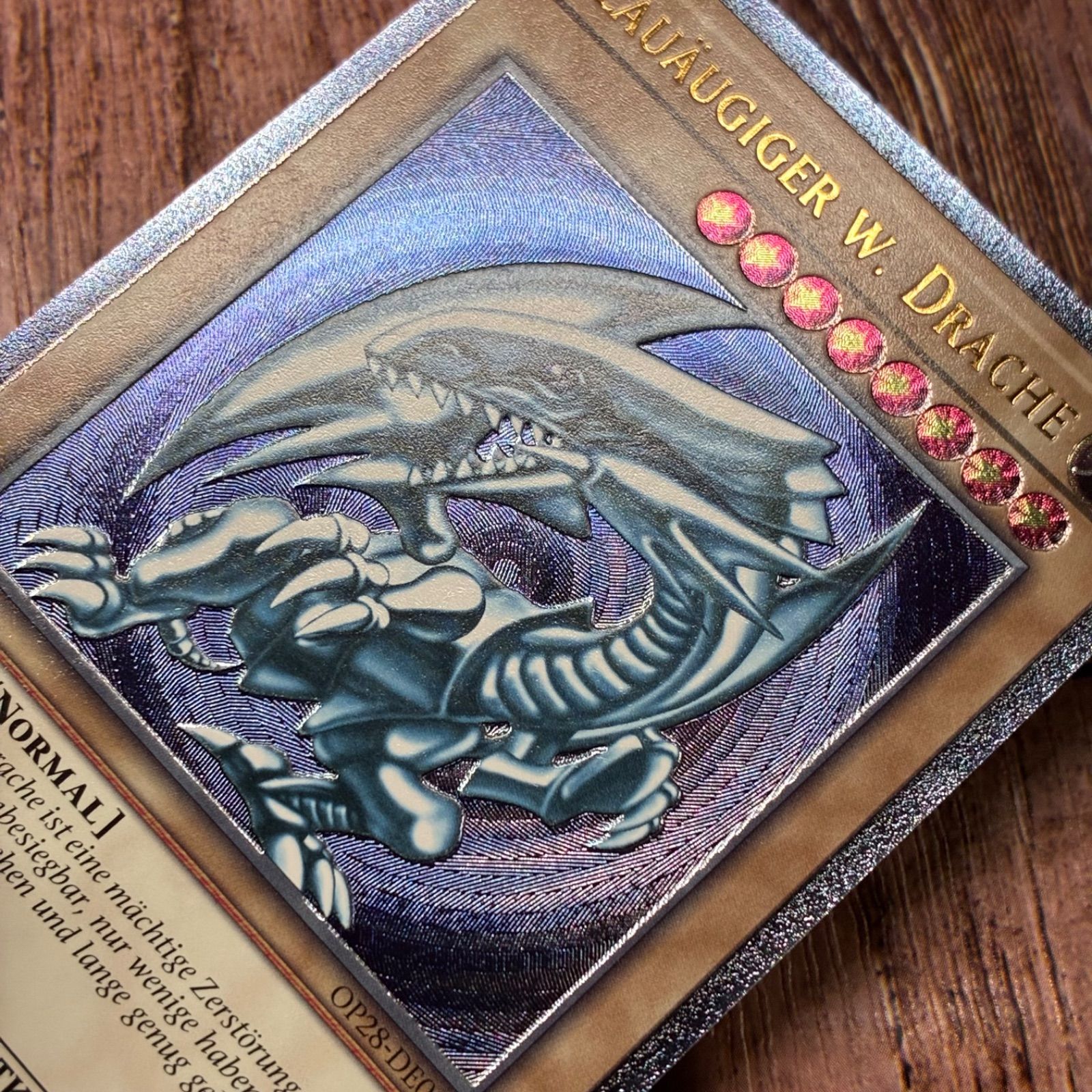 遊戯王 ドイツ版 EU版 青眼の白龍 レリーフ OTS28 - メルカリ