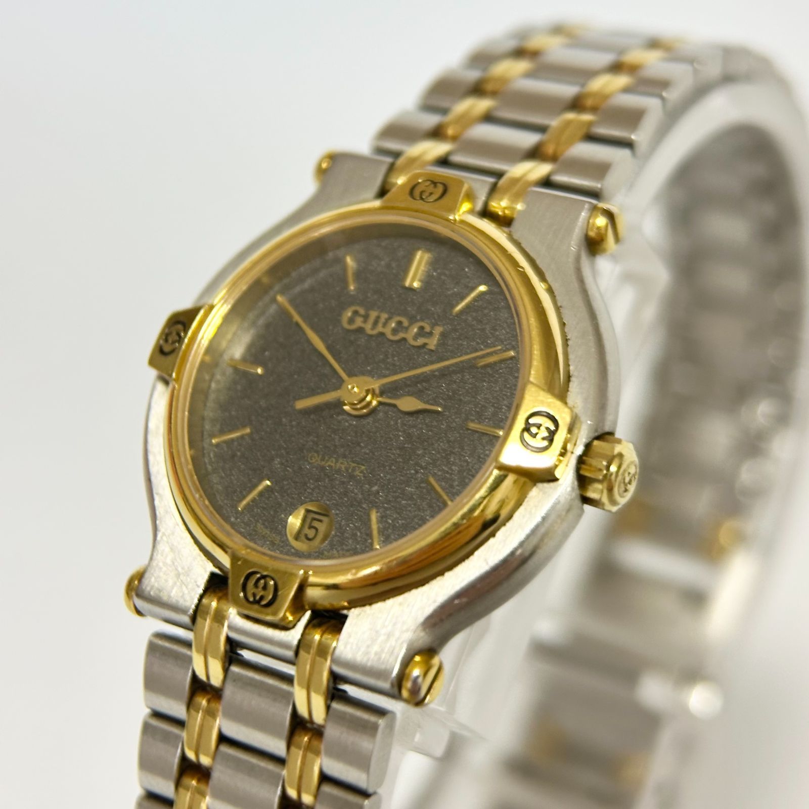GUCCI グッチ 9000L デイト ゴールド シルバー 黒文字盤 レディース