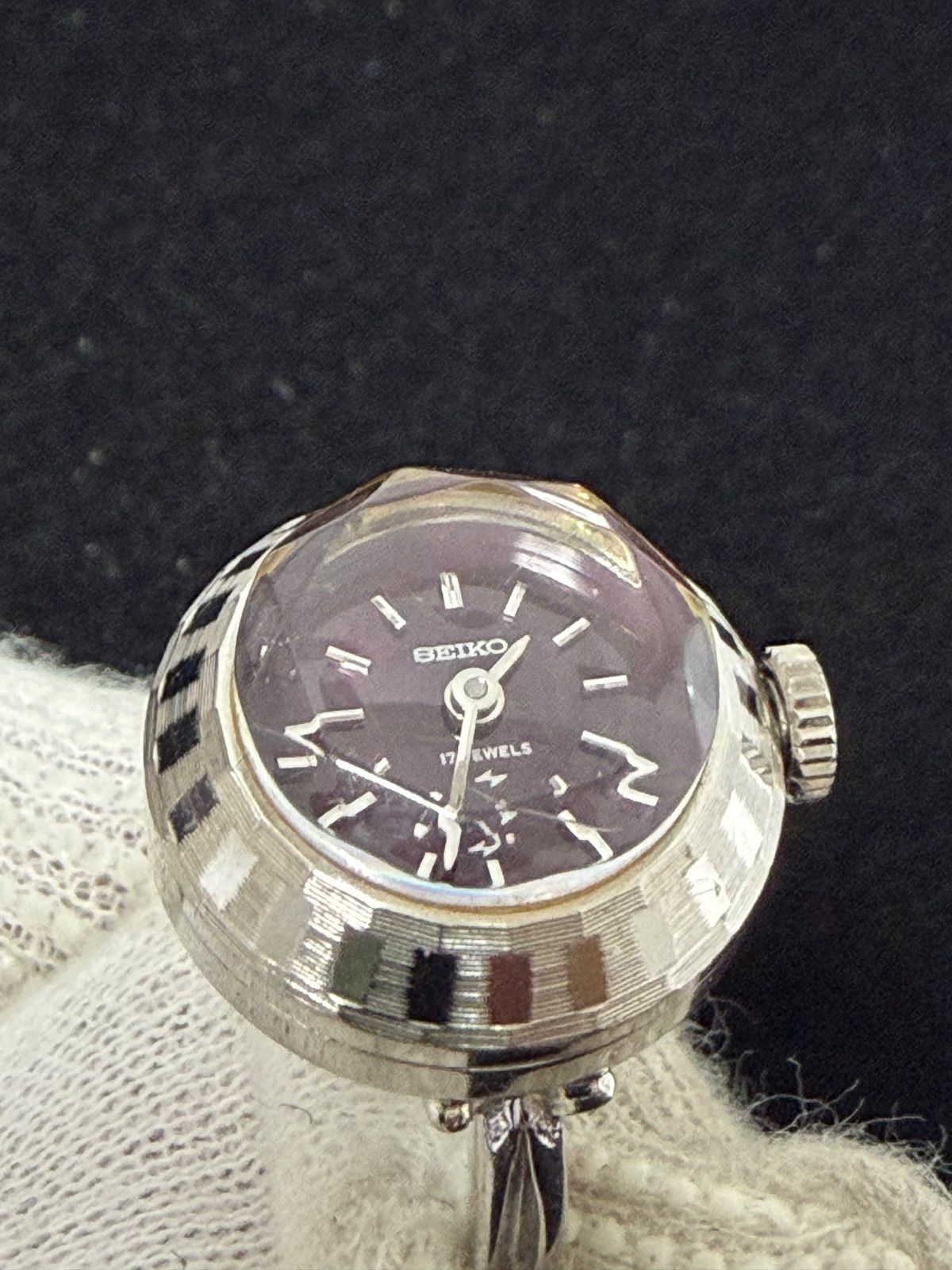 希少・稼働】SEIKO セイコー リングウォッチ 17石 手巻き カットガラス