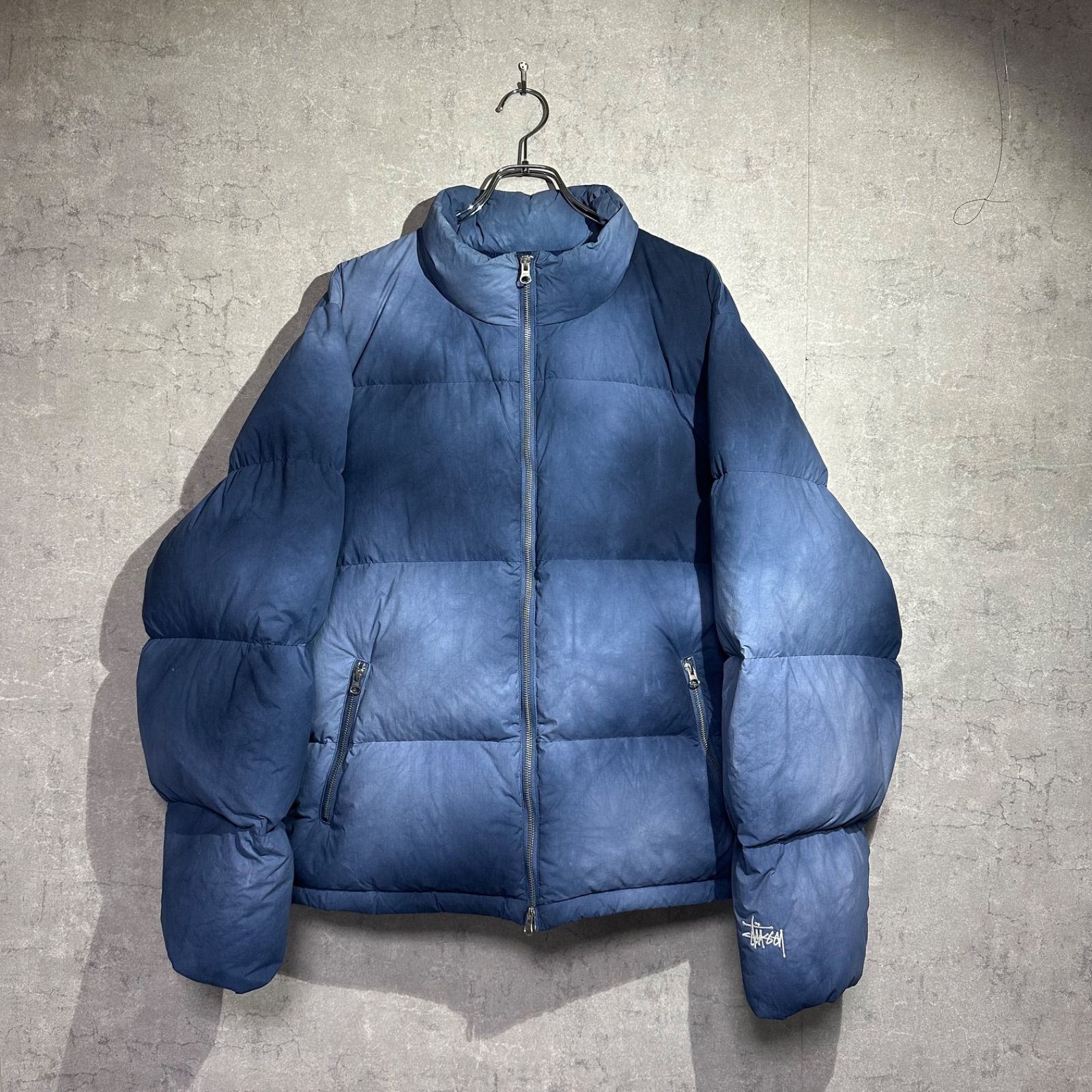 STUSSY ダウンジャケット RECYCLED NYLON DOWN ブルー 【公式通販】