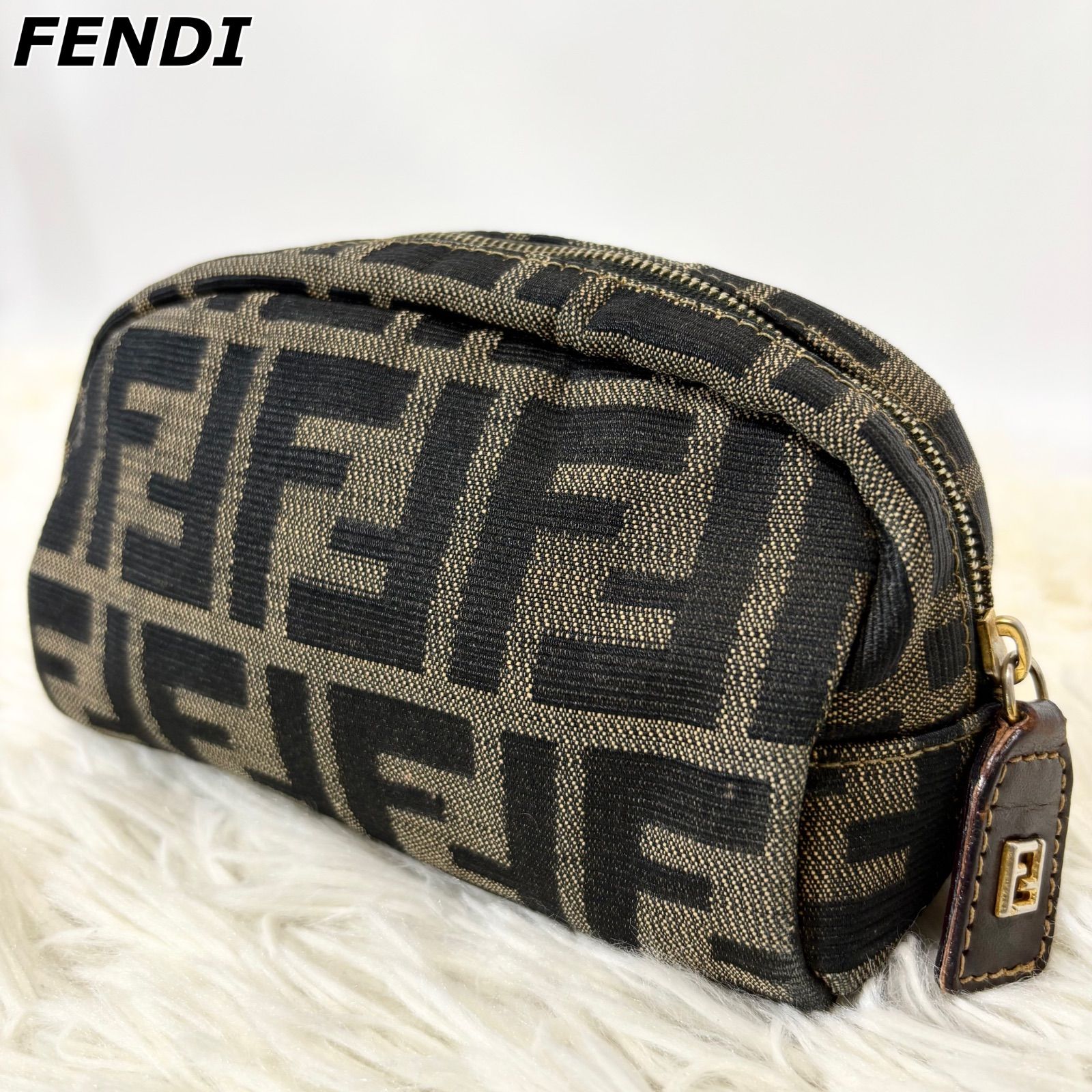 ヴィンテージ✨FENDI フェンディ ズッカ柄 ポーチ アクセサリーポーチ