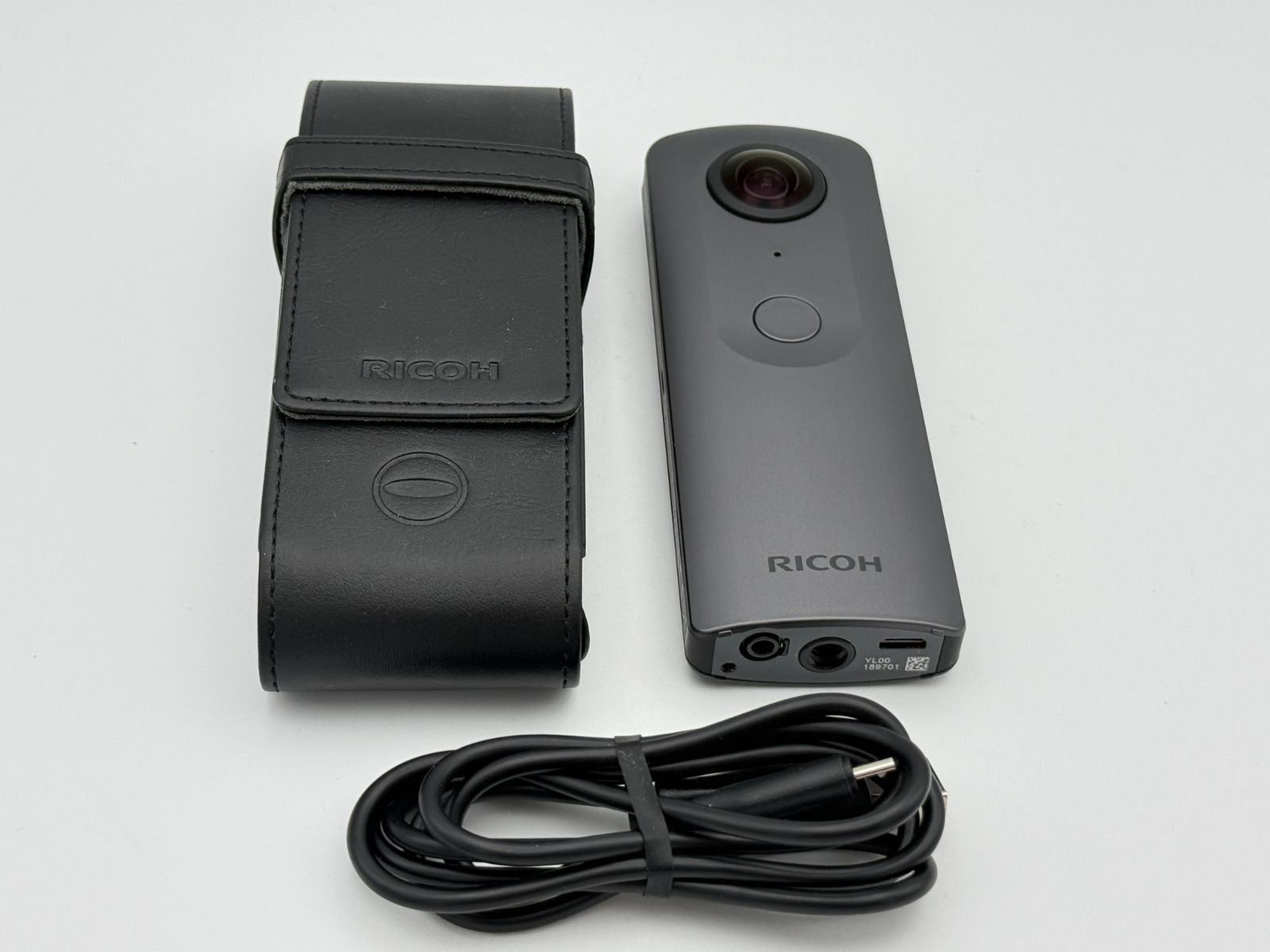 美品】RICOH THETA V オマケ付き リコー シータ 360度カメラ 【公式通販】
