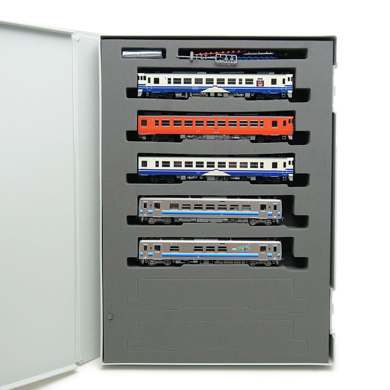 TOMIX Nゲージ キハ40系 五能線+GV-E400形 (秋田色)セット - メルカリ