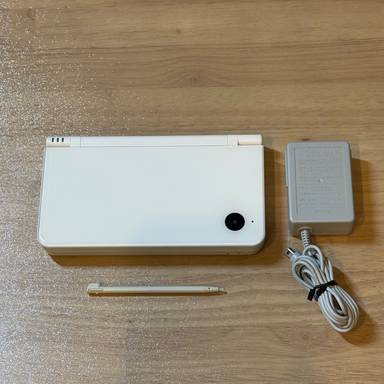 新品 ニンテンドー DSI LL NATURAL WHITE 【公式通販】