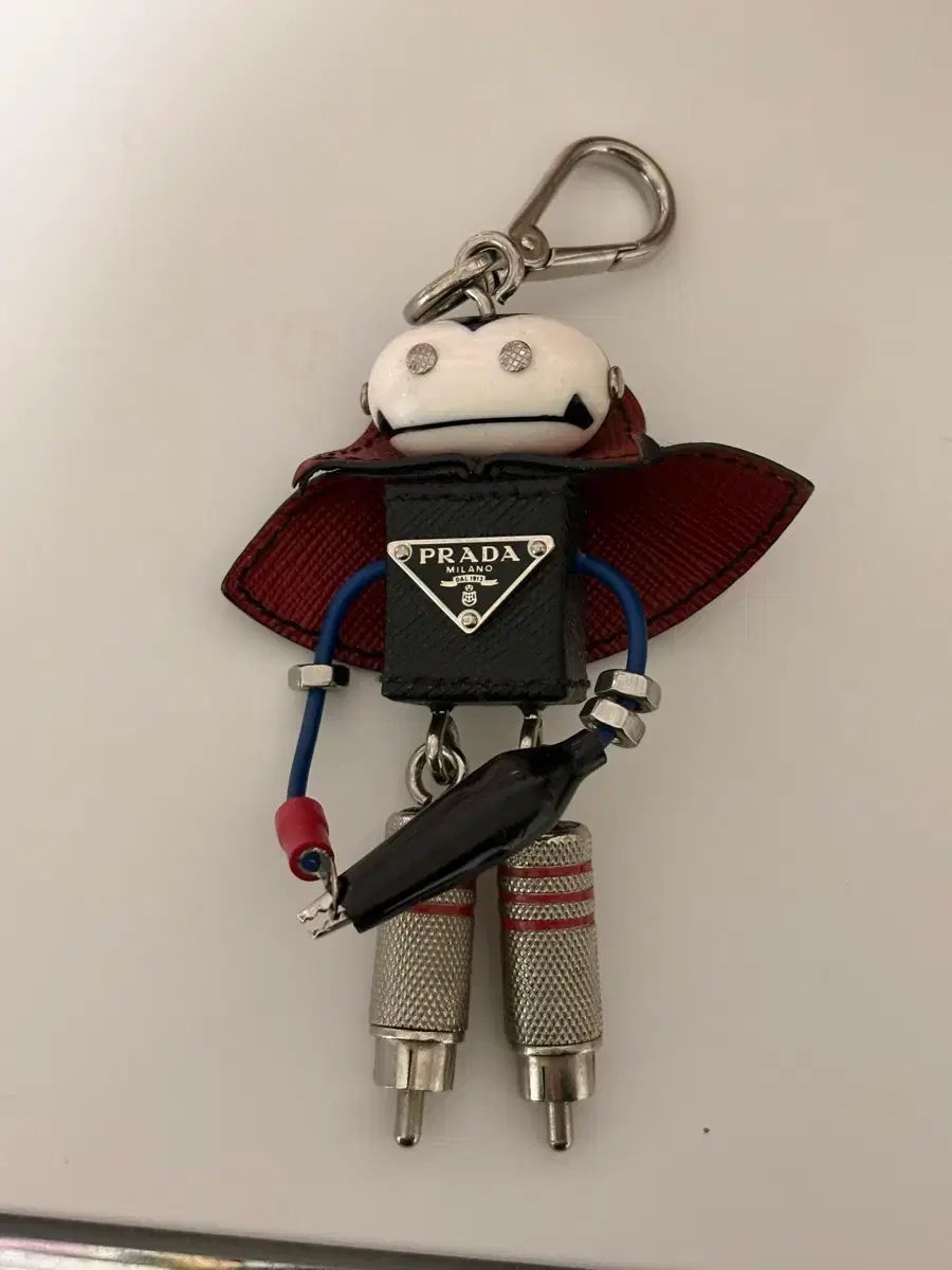 PRADA プラダ ロボット ロゴキーホルダー チャーム キーリング PRADA プラダ ロボット ロゴキーホルダー チャーム キーリング PRADA