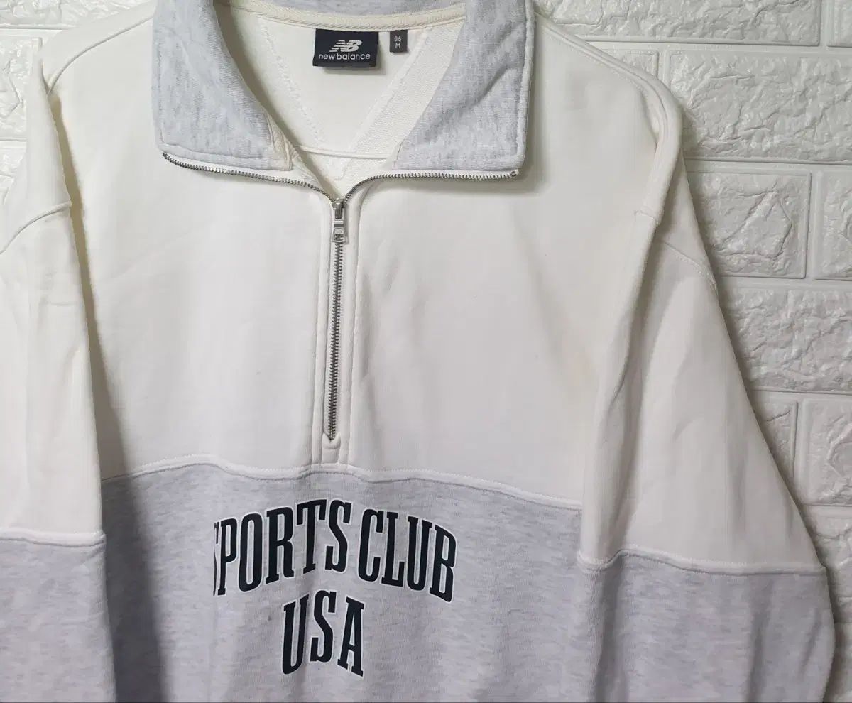 ニューバランス ハーフジップアップ スウェットシャツ 出品