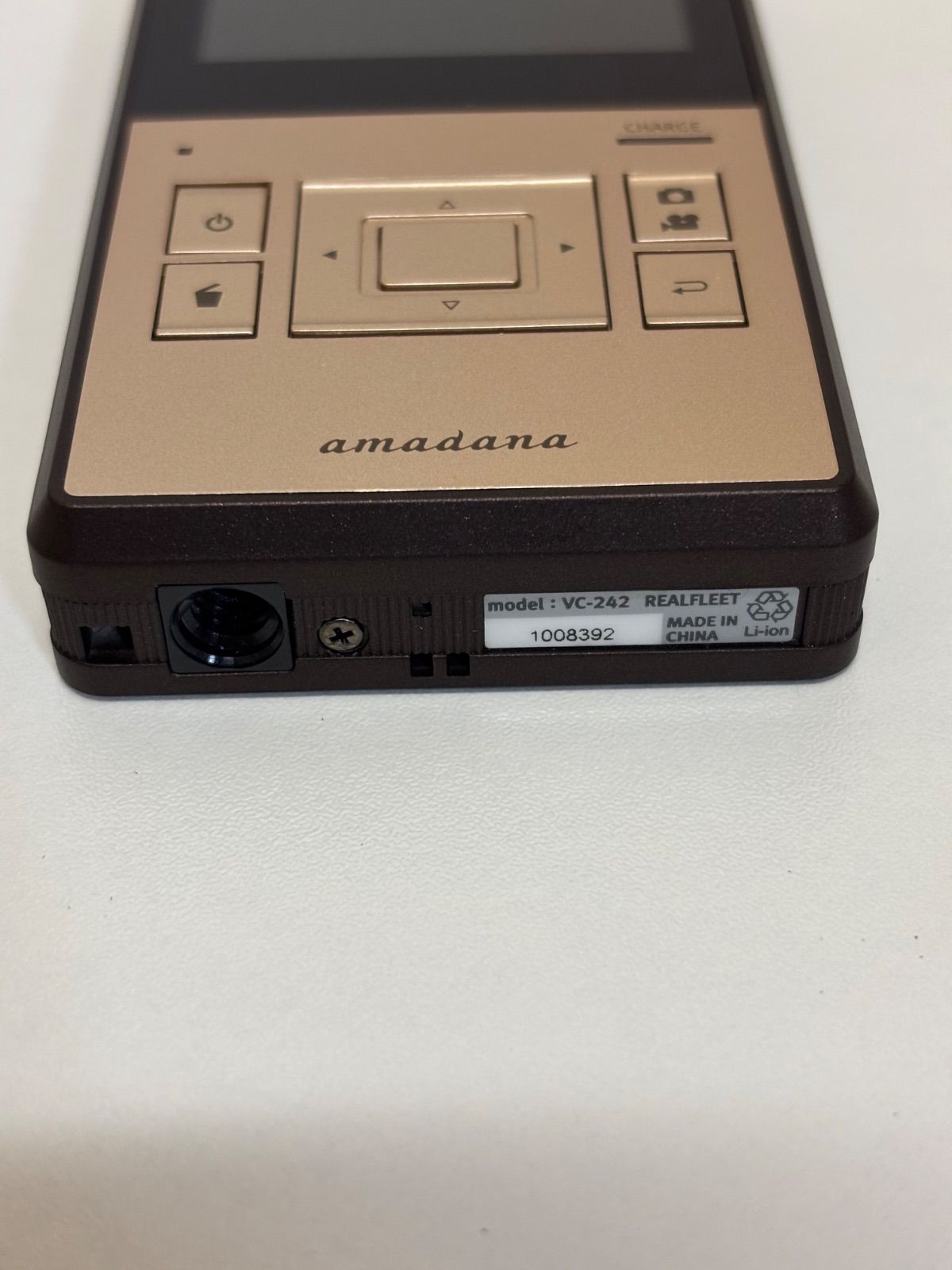 amadana VC-242 名刺ケースサイズの小型ビデオカメラ/デジカメ機能有 amadana VC-242 名刺ケースサイズの小型ビデオカメラ/デジカメ機能有