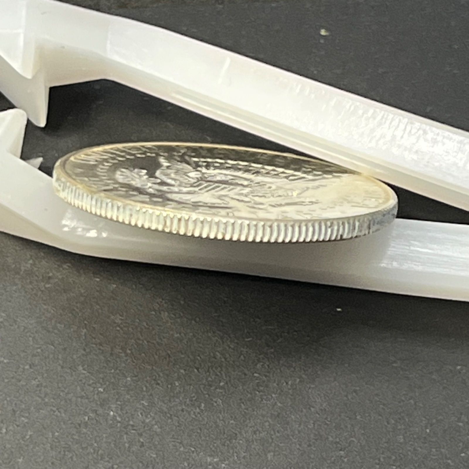 アメリカ銀貨】1966年 ケネディ ハーフダラー 50セント銀貨 銀40％ USA