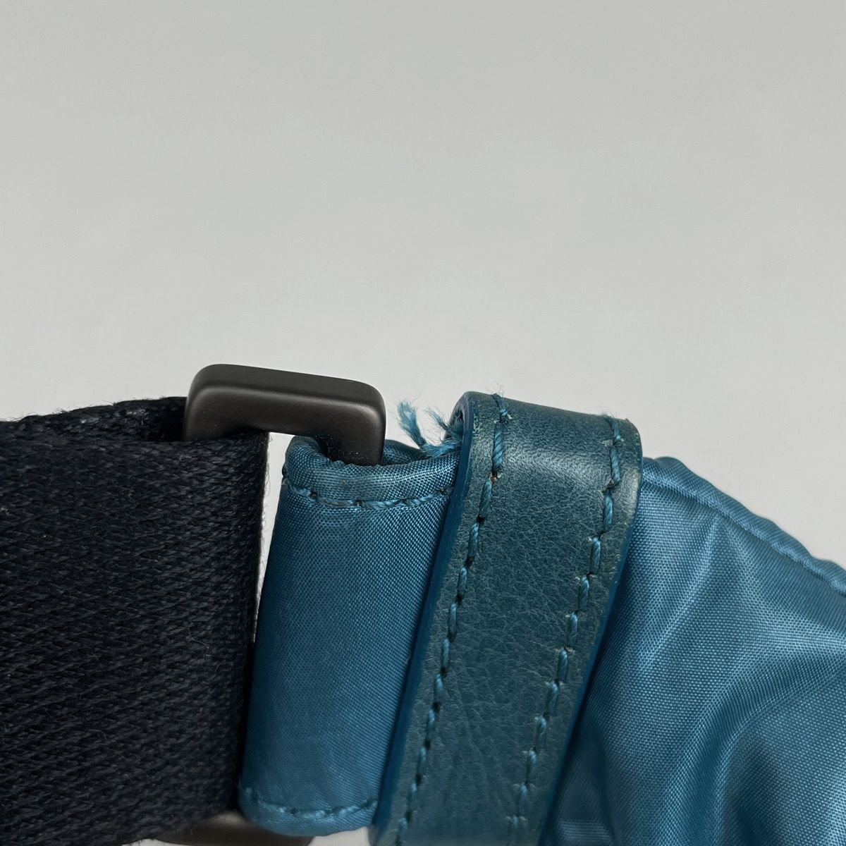 ボッテガヴェネタ BOTTEGAVENETA イントレチャート ウエストバッグ