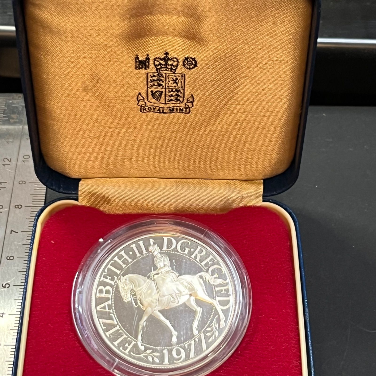 1977年】英国 エリザベス2世 シルバージュビリー クラウン銀貨 騎馬像