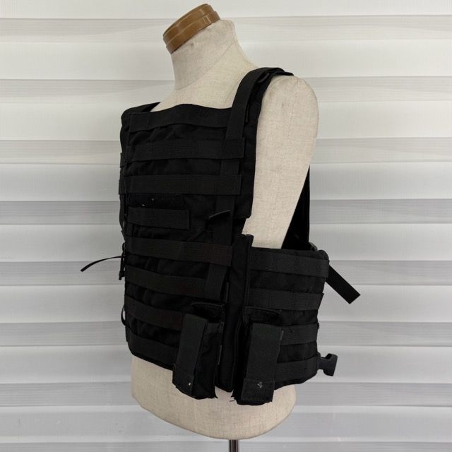 サバゲー BLACK WATER GEAR タクティカルベスト ブラック チョッキ 防護服 黒 ミリタリージャケット 【中古】/516057