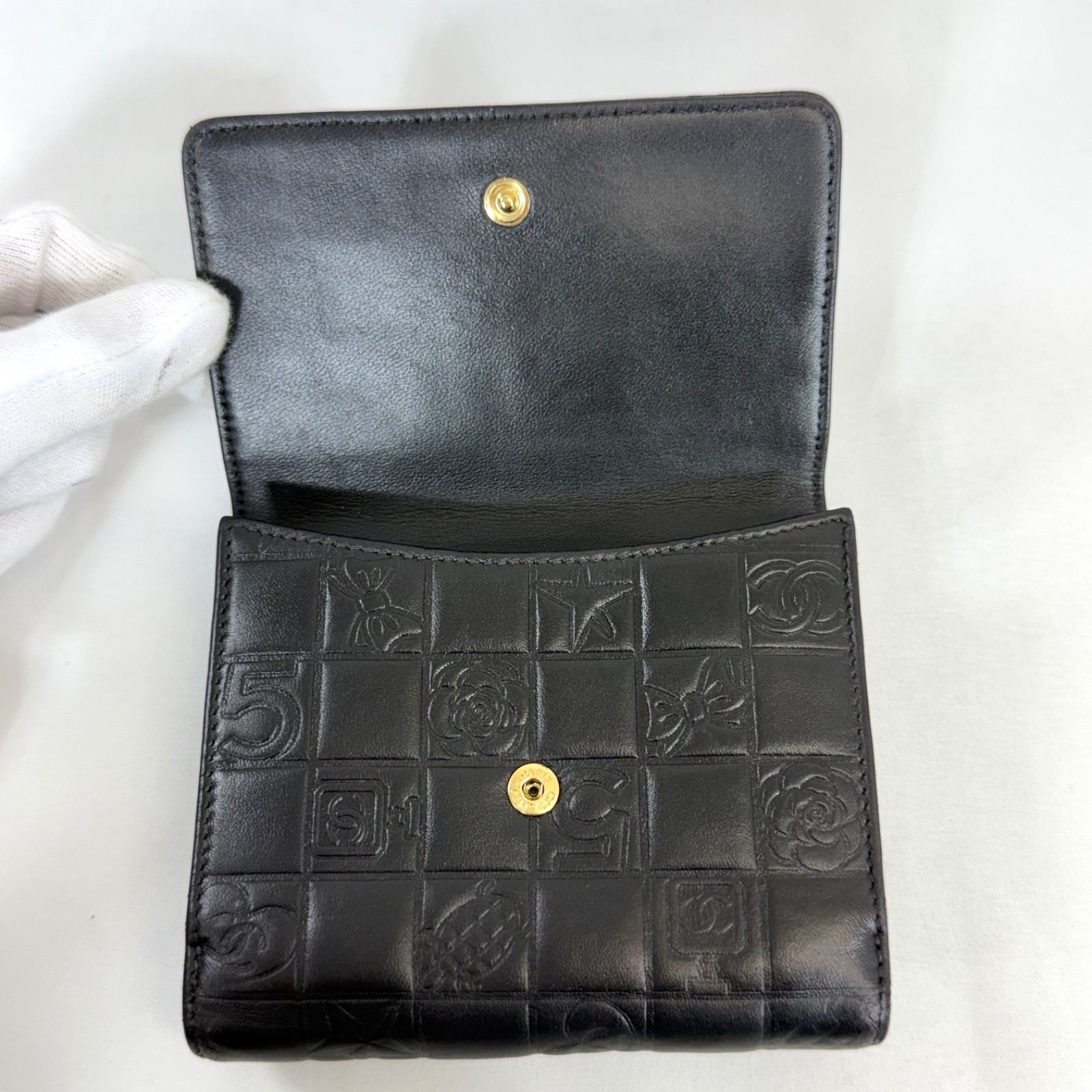 人気・美品】 CHANEL シャネル アイコンライン ラムスキン Wホック 