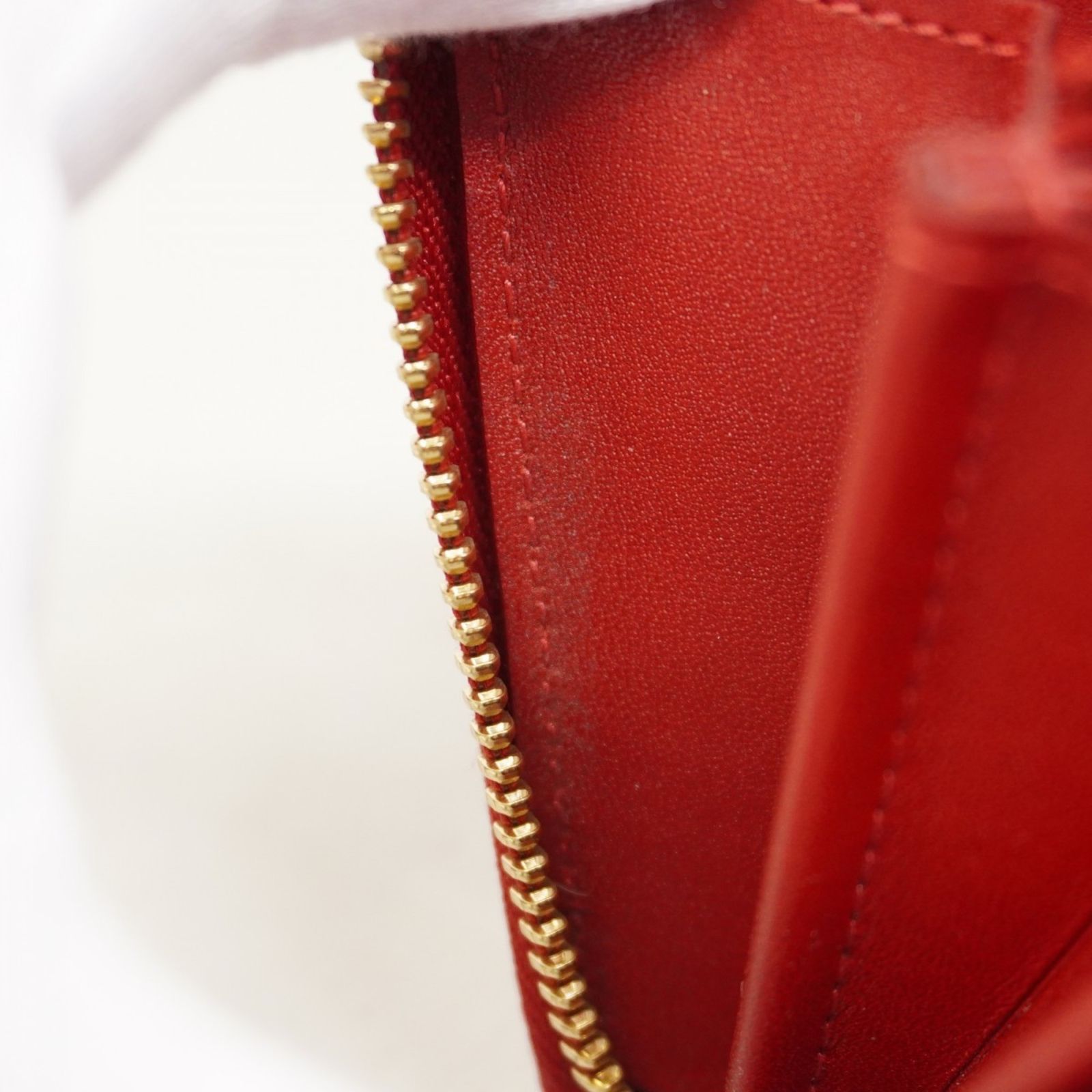 Louis vuitton ジッピーウォレット ヴェルティカル 使い勝手 LOUIS