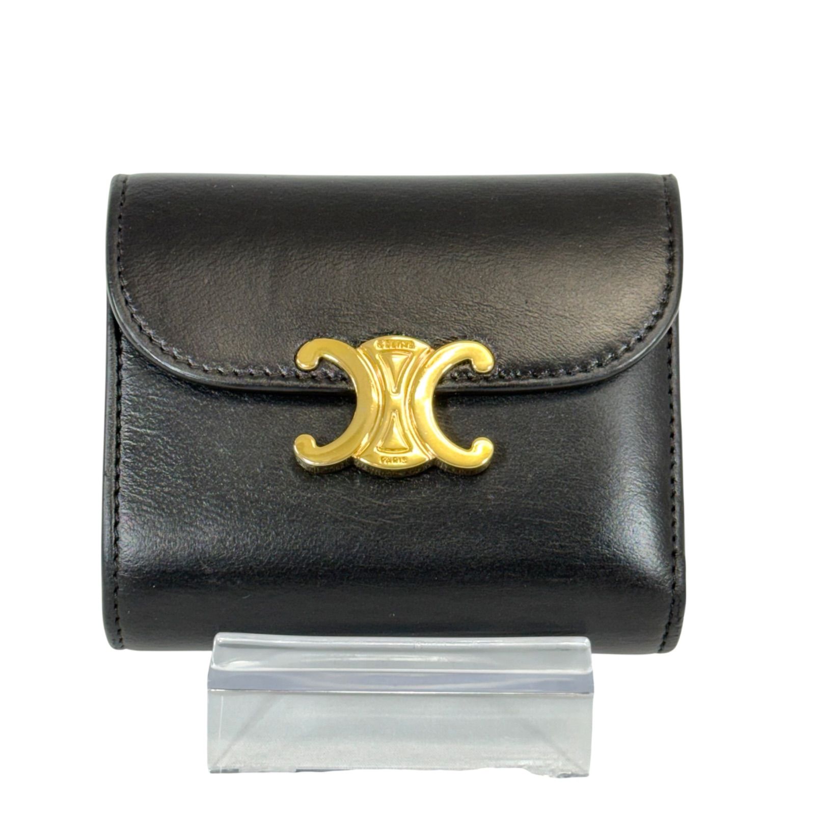 人気・美品／近年モデル】CELINE トリオンフ シャイニー カーフスキン