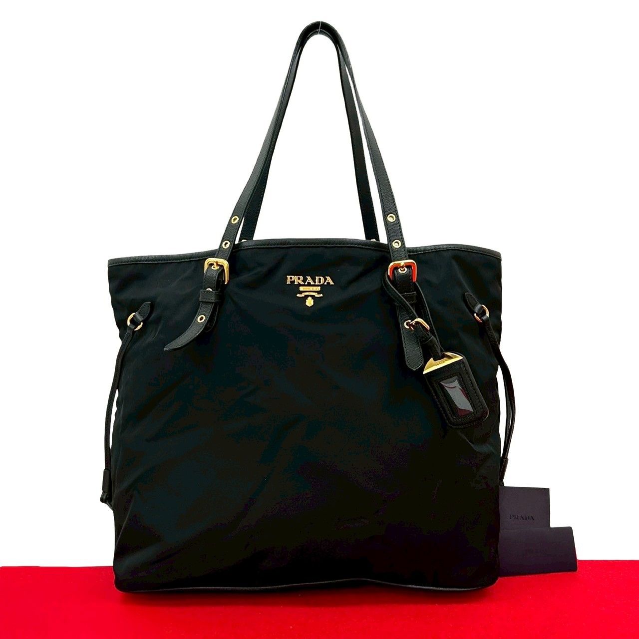 PRADA 極美品 ショルダーバッグ 極 美品 PRADA プラダ ロゴ 金具 PRADA 極美品 ショルダーバッグ 極 美品 PRADA プラダ ロゴ 金具