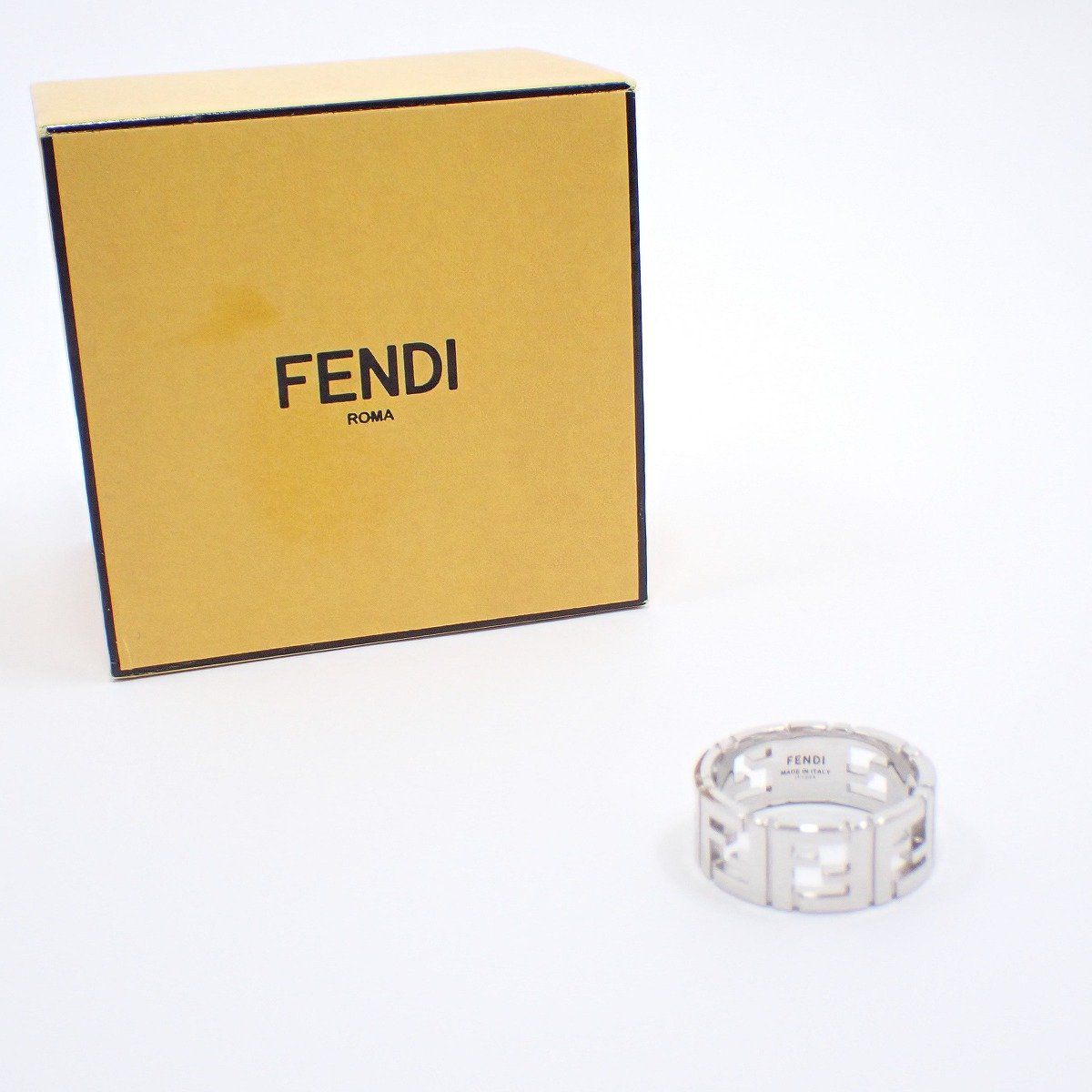 美品】FENDI フェンディ FFロゴ リング 指輪 シルバー色金具 Mサイズ