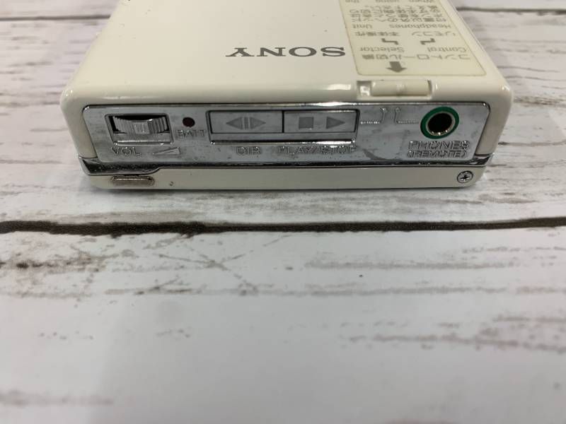 SONY ソニー WM-109 WALKMAN REMOTE カセットプレーヤー SONY Design Award-winning Cassette Walkman WM-109 (Introduction