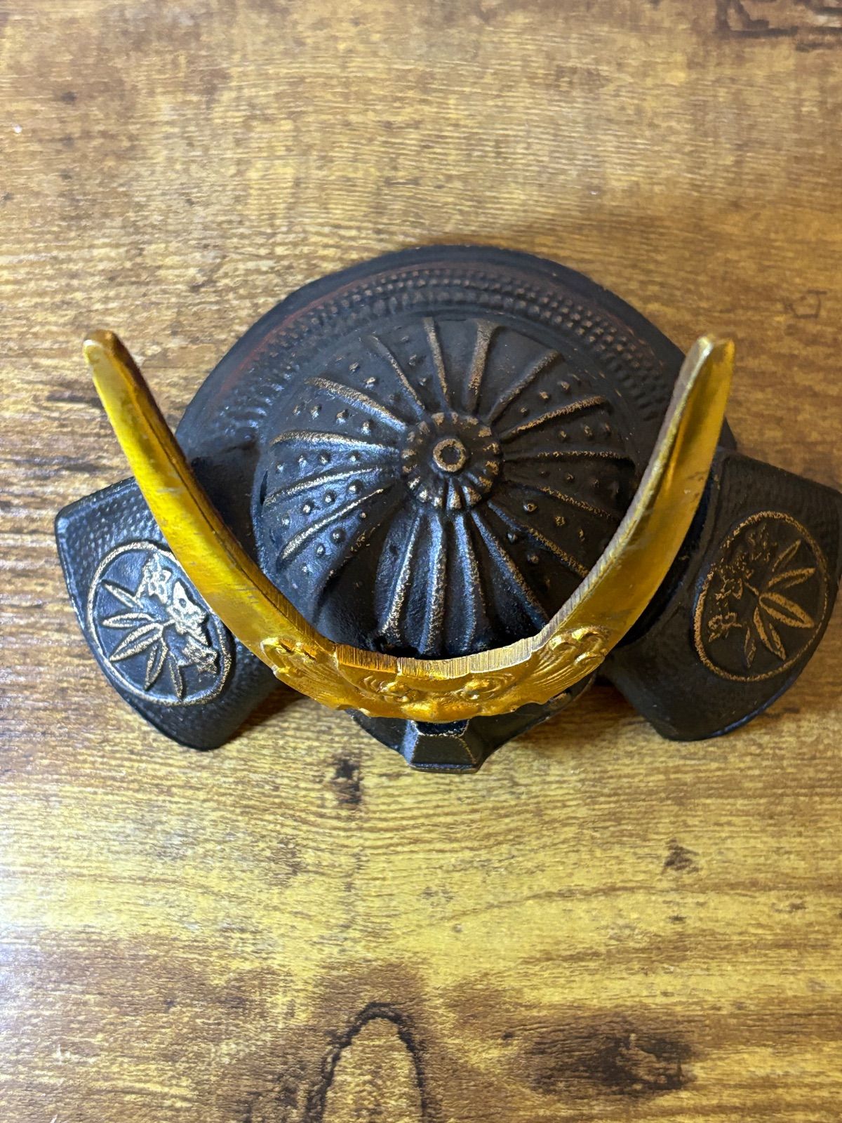 ヴィンテージ 兜 置物 - メルカリ