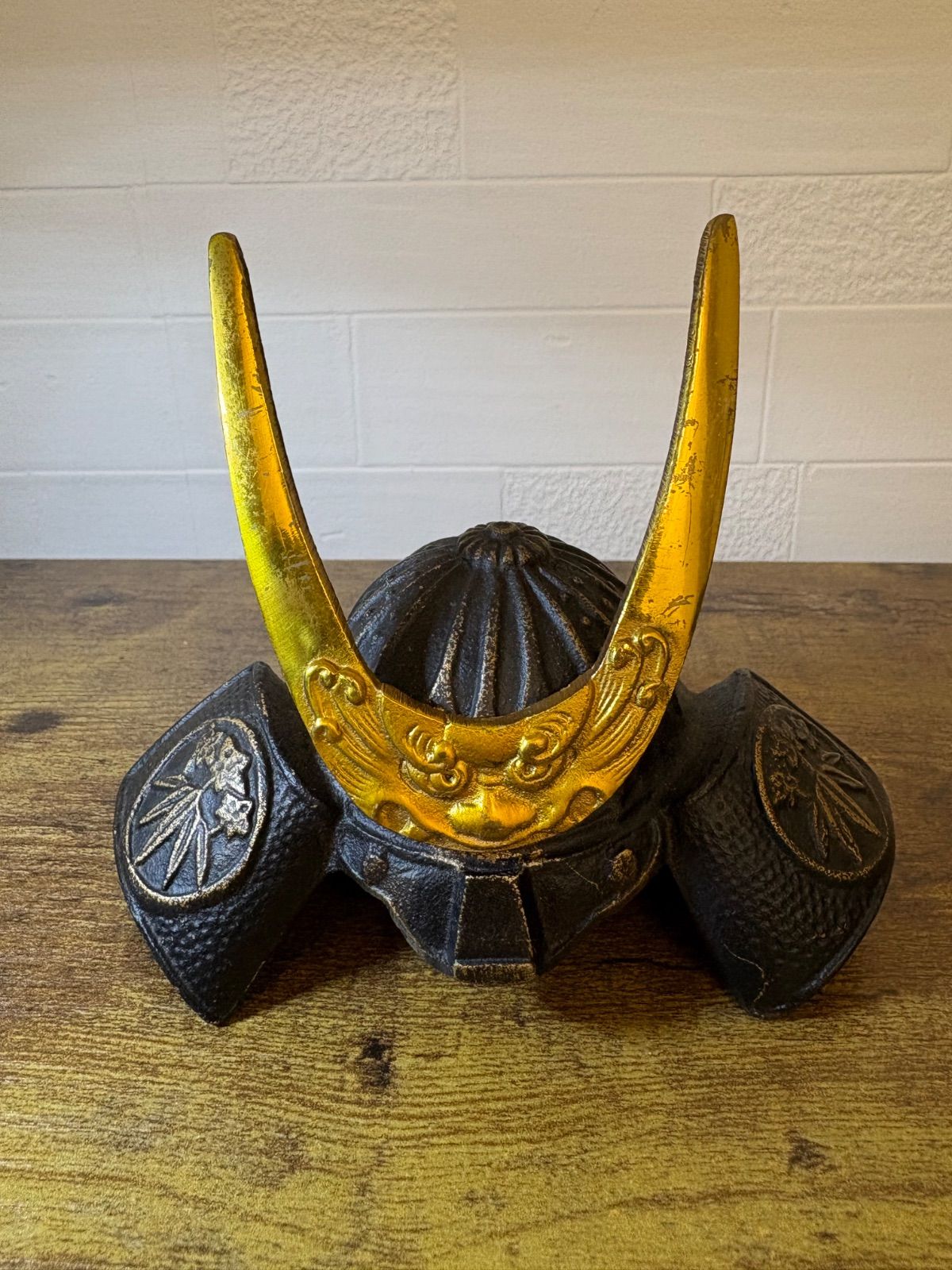 ヴィンテージ 兜 置物 - メルカリ