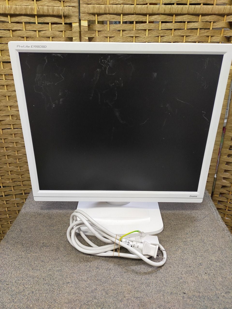 iiyama ProLite E1980SD-W2 19型液晶モニター DVI/D-SUB対応 動作確認