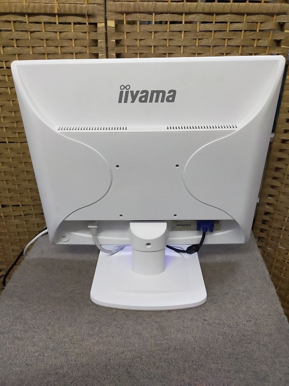 iiyama ProLite E1980SD-W2 19型液晶モニター DVI/D-SUB対応 動作確認