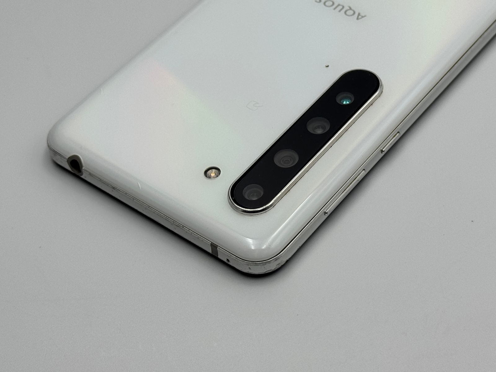 スマートフォン・携帯電話 訳ありAQUOS R5G SHG01 オーロラ
