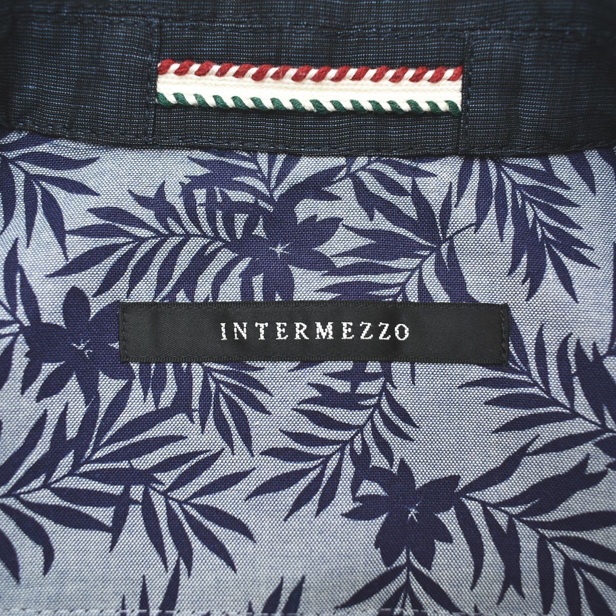 極美品】 インターメッツォ INTERMEZZO リネン 混麻 フラップ 