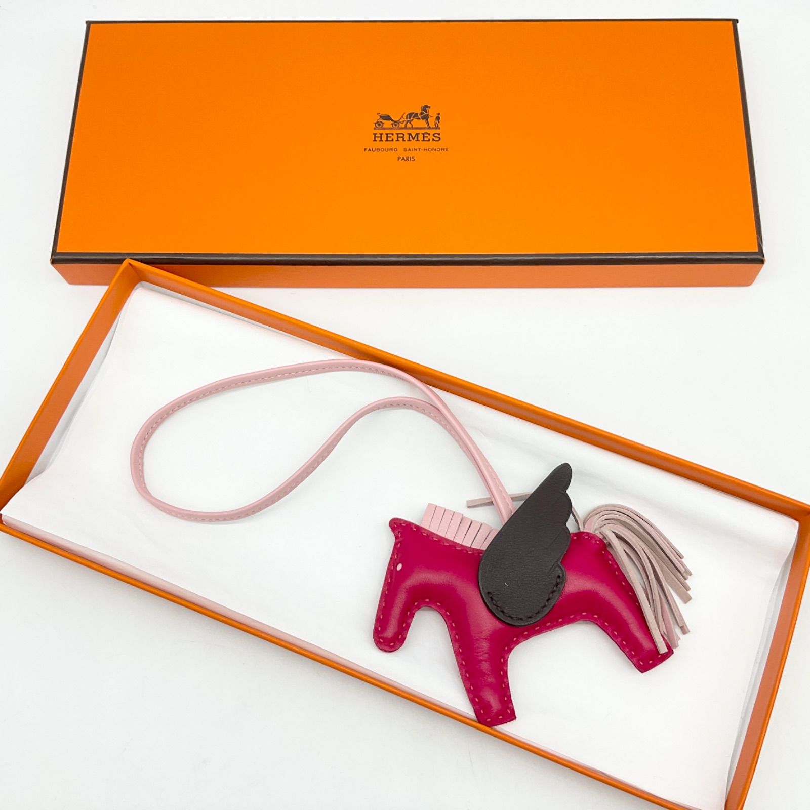 HERMES エルメス ロデオチャームPM ペガサス ピンク系 箱付き Z刻印