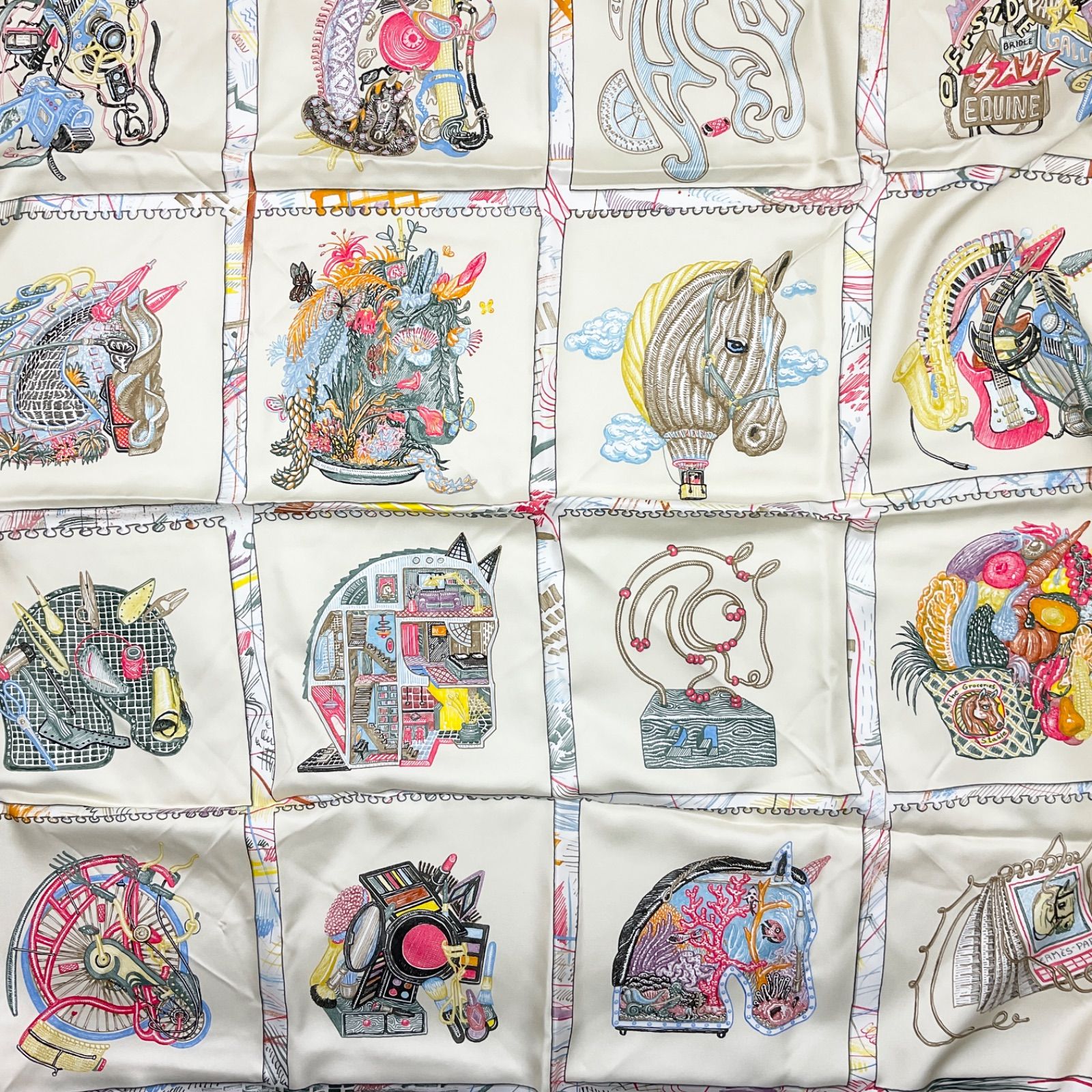 HERMES エルメス カレ90 スカーフ Chevaloscope Neon シュヴァ