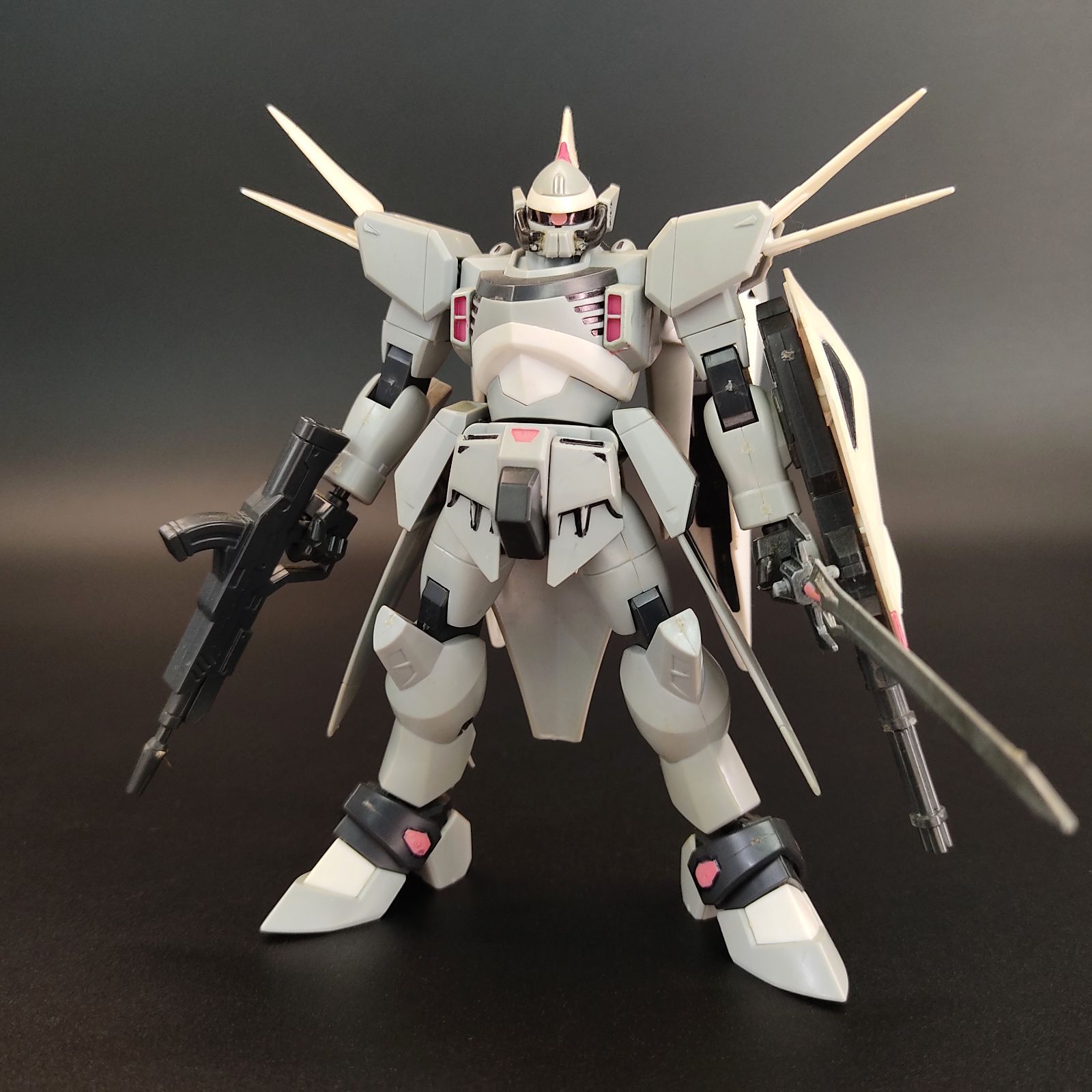 ガンプラ【ジャンク品/部分塗装、汚れ】HG 1/144 モビルシグー完成品