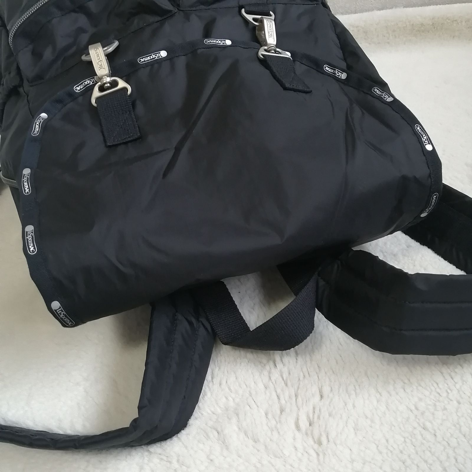 完売品☆レスポートサック エッセンシャルコレクション モダンフラップ 